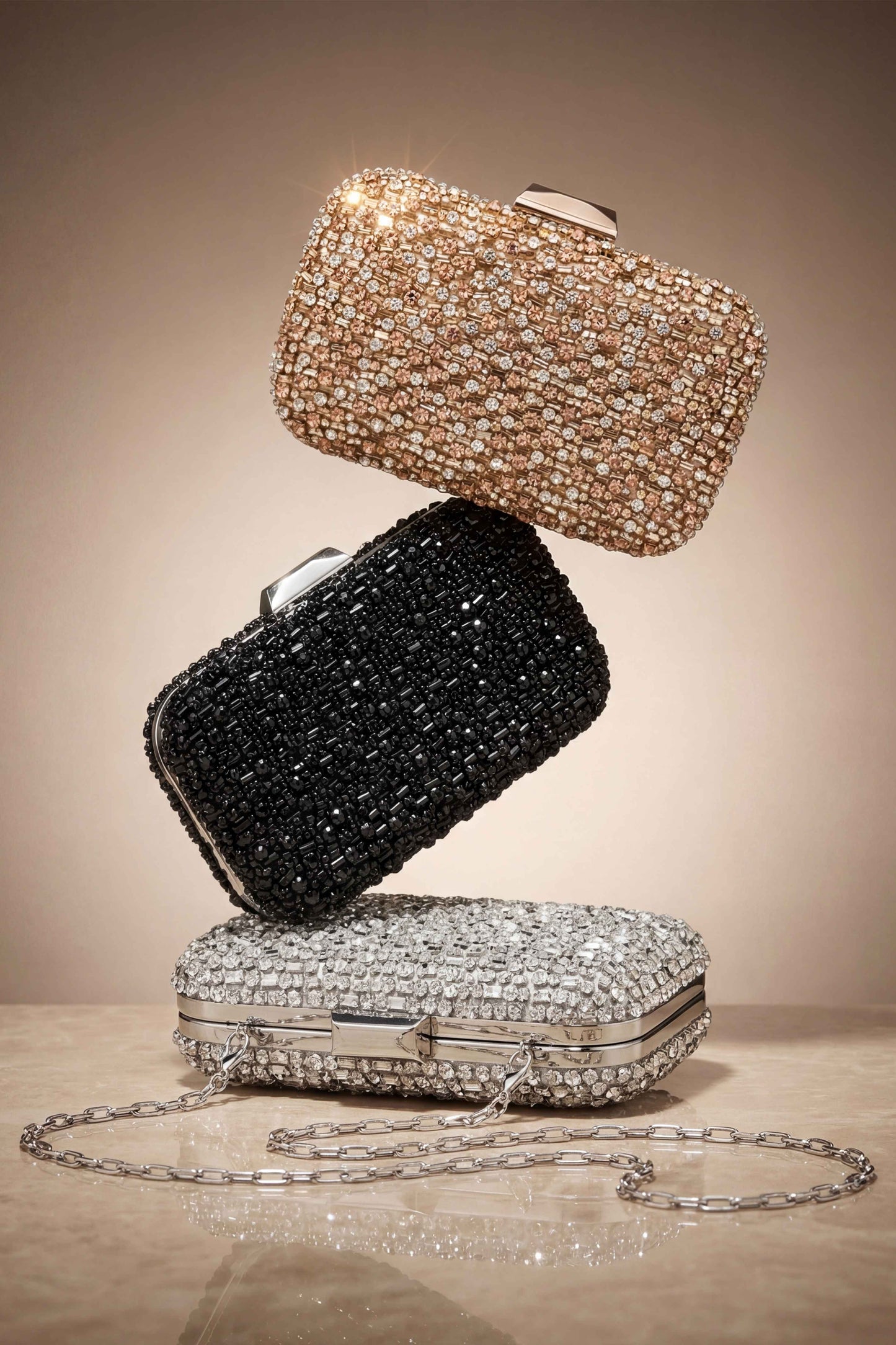 EMBELLISHED-SQUARE-CLUTCHES_1