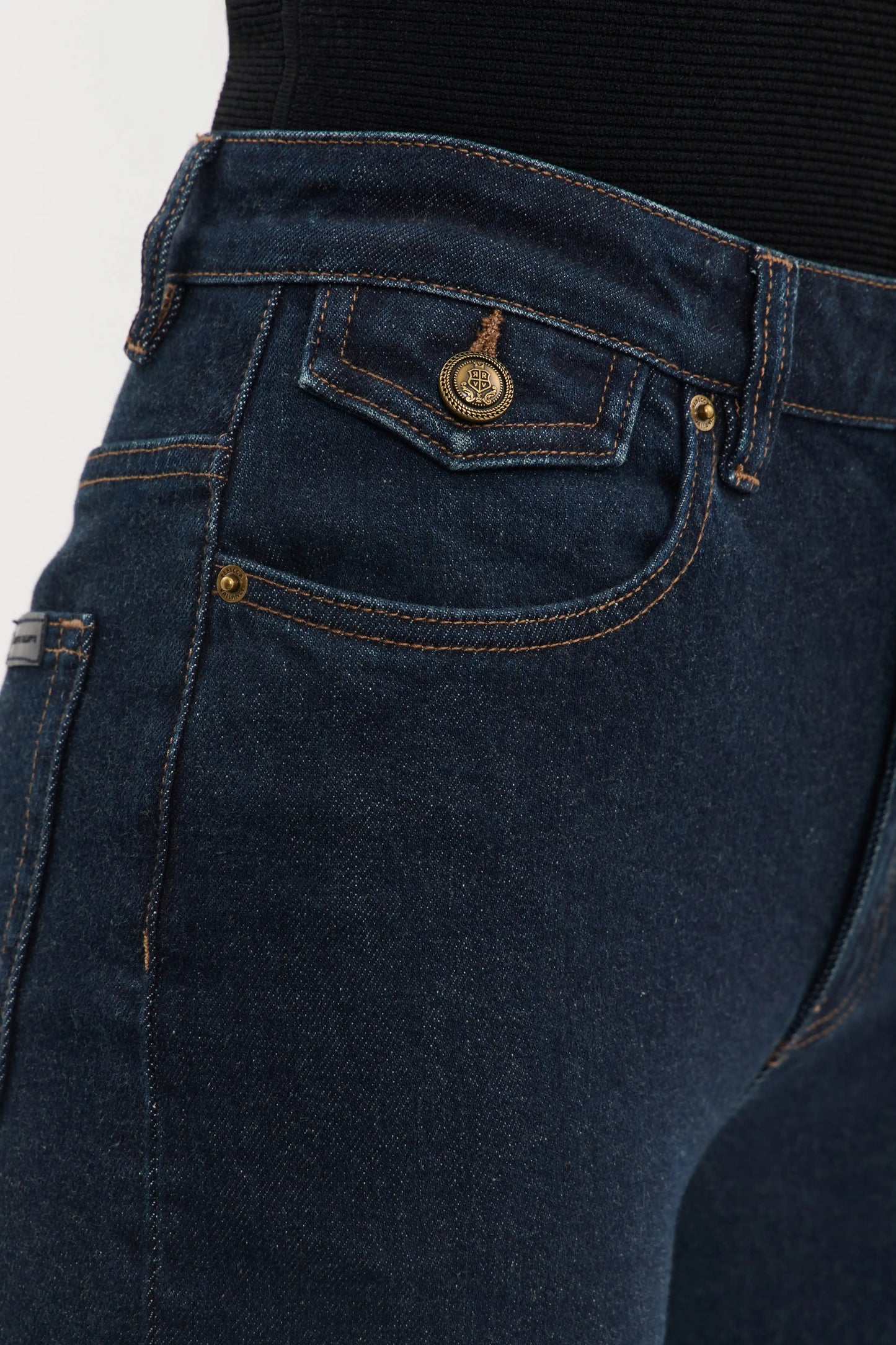 Gisele Flare Jean
