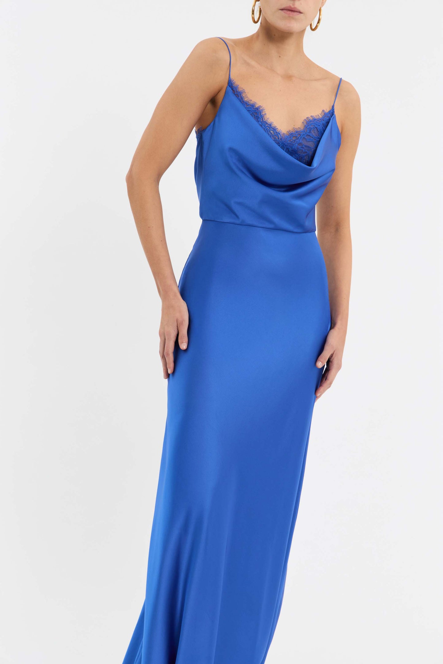 REMI+GOWN_2502-1078_BLUE_FEATURE_1_1