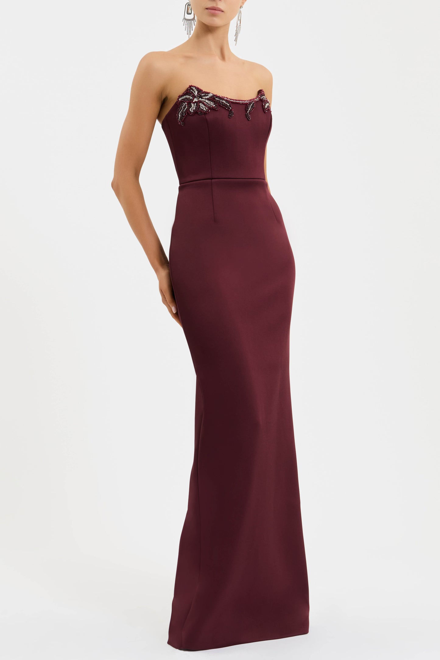 31_ALORA+STRAPLESS+GOWN_2504-1425_WINE_1140_1
