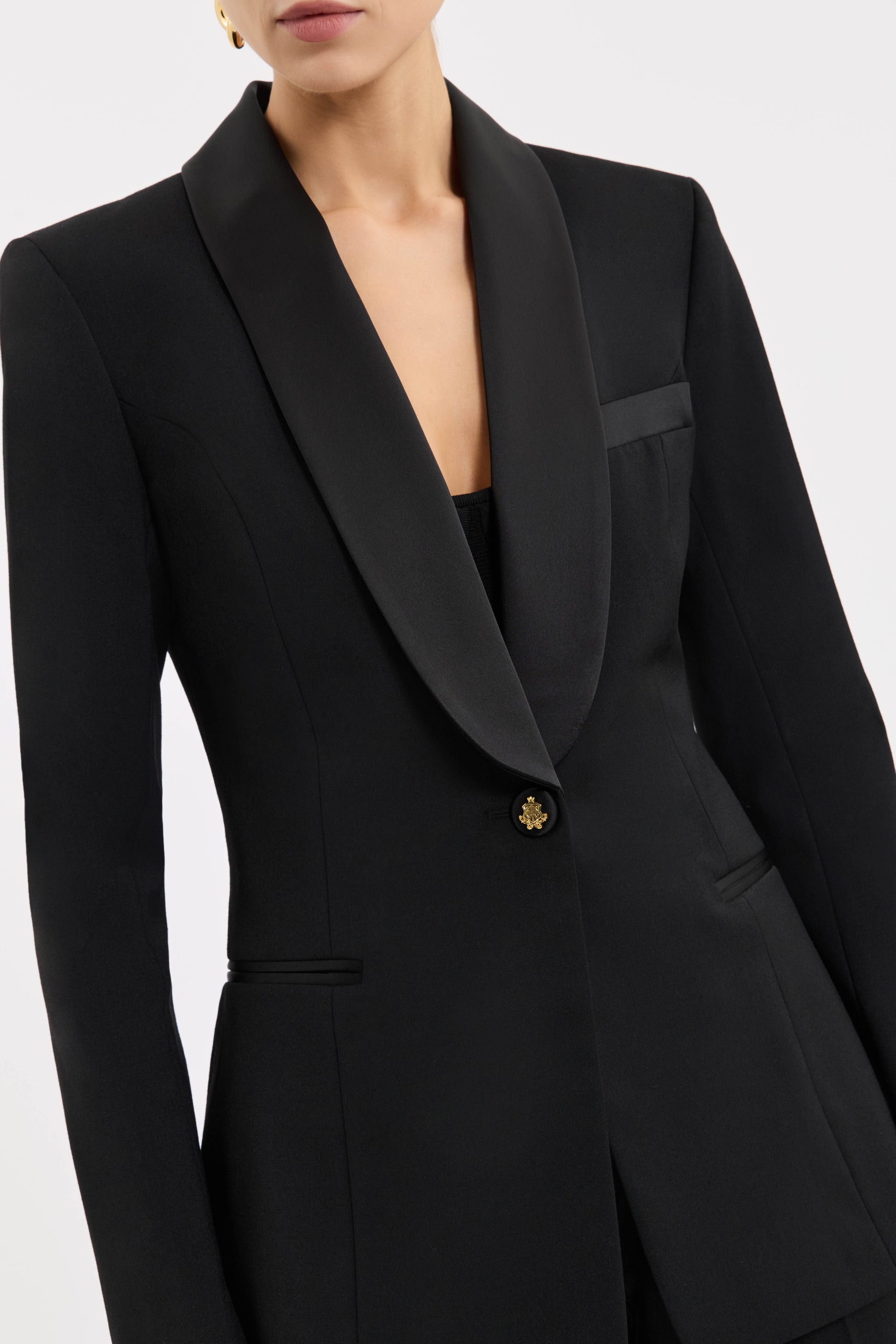 6_ZENDAYA+BLAZER_2602-4372_BLACK_0124_1