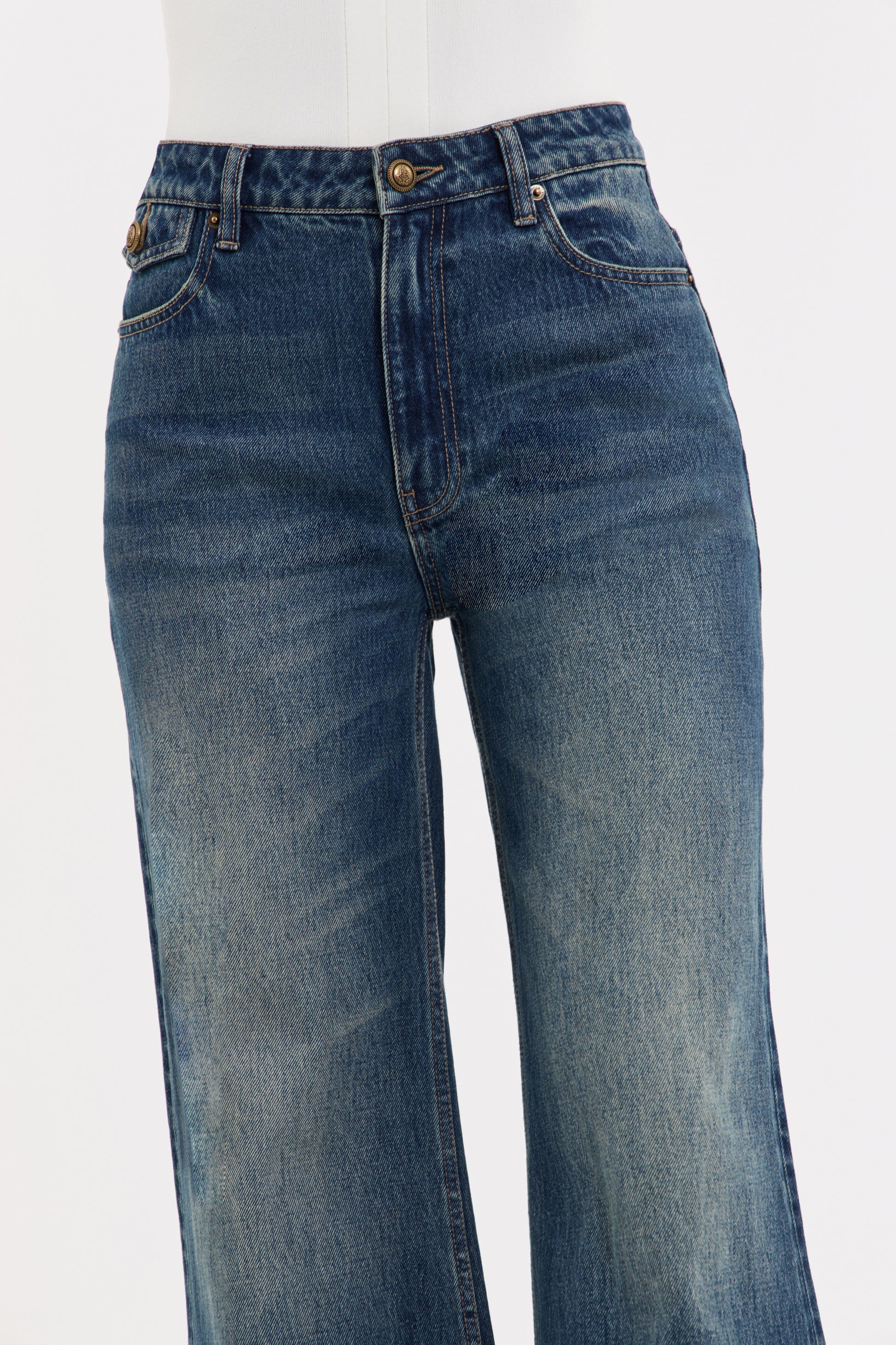 ADRIANA-JEAN_RVD-5346_DARK-WASH_1010_1