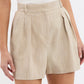 ANDY+SHORT_2503-5323_BEIGE_FEATURE_1