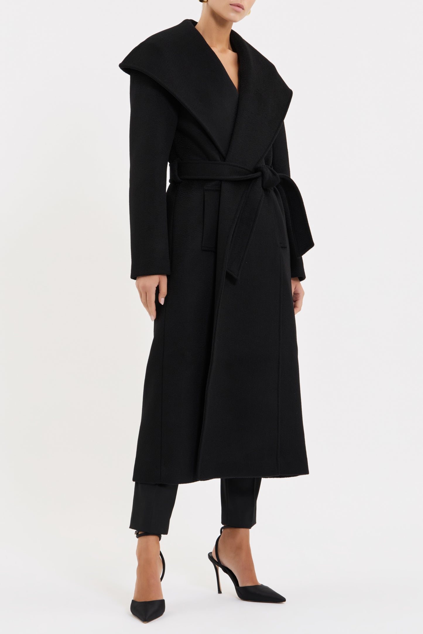 BOWER-COAT_2601-4354_BLACK_0767_1