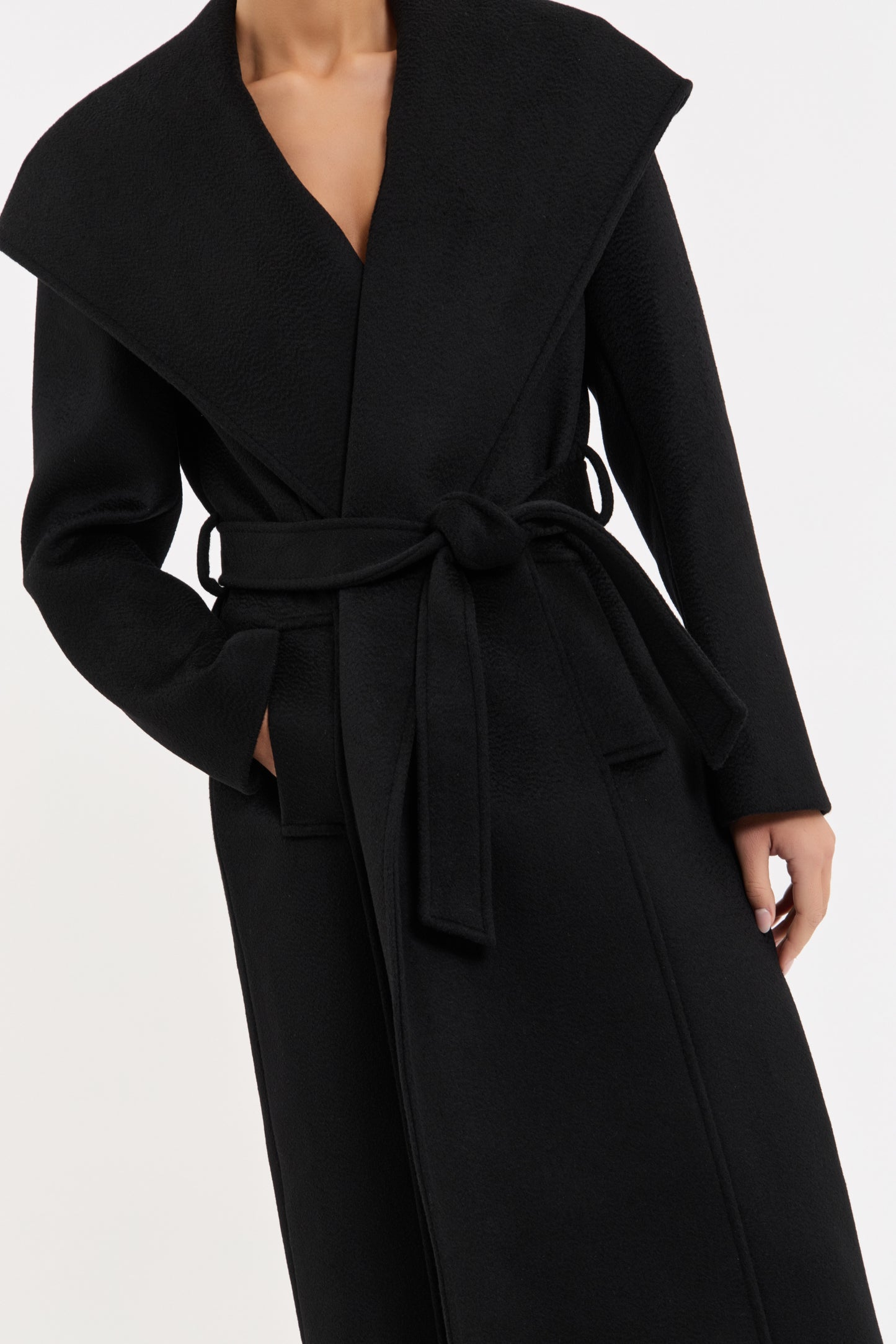 BOWER-COAT_2601-4354_BLACK_0778_1