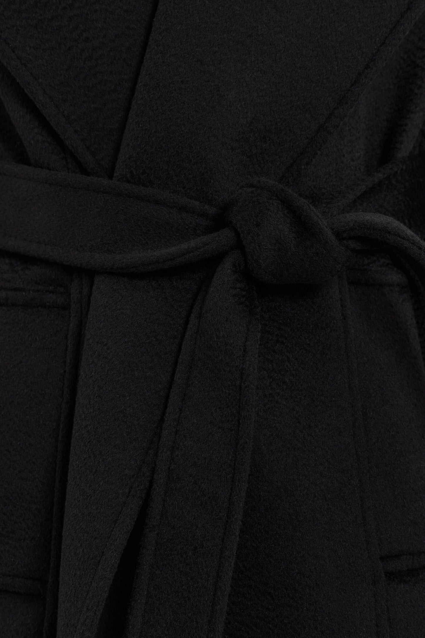 BOWER-COAT_2601-4354_BLACK_0783_1