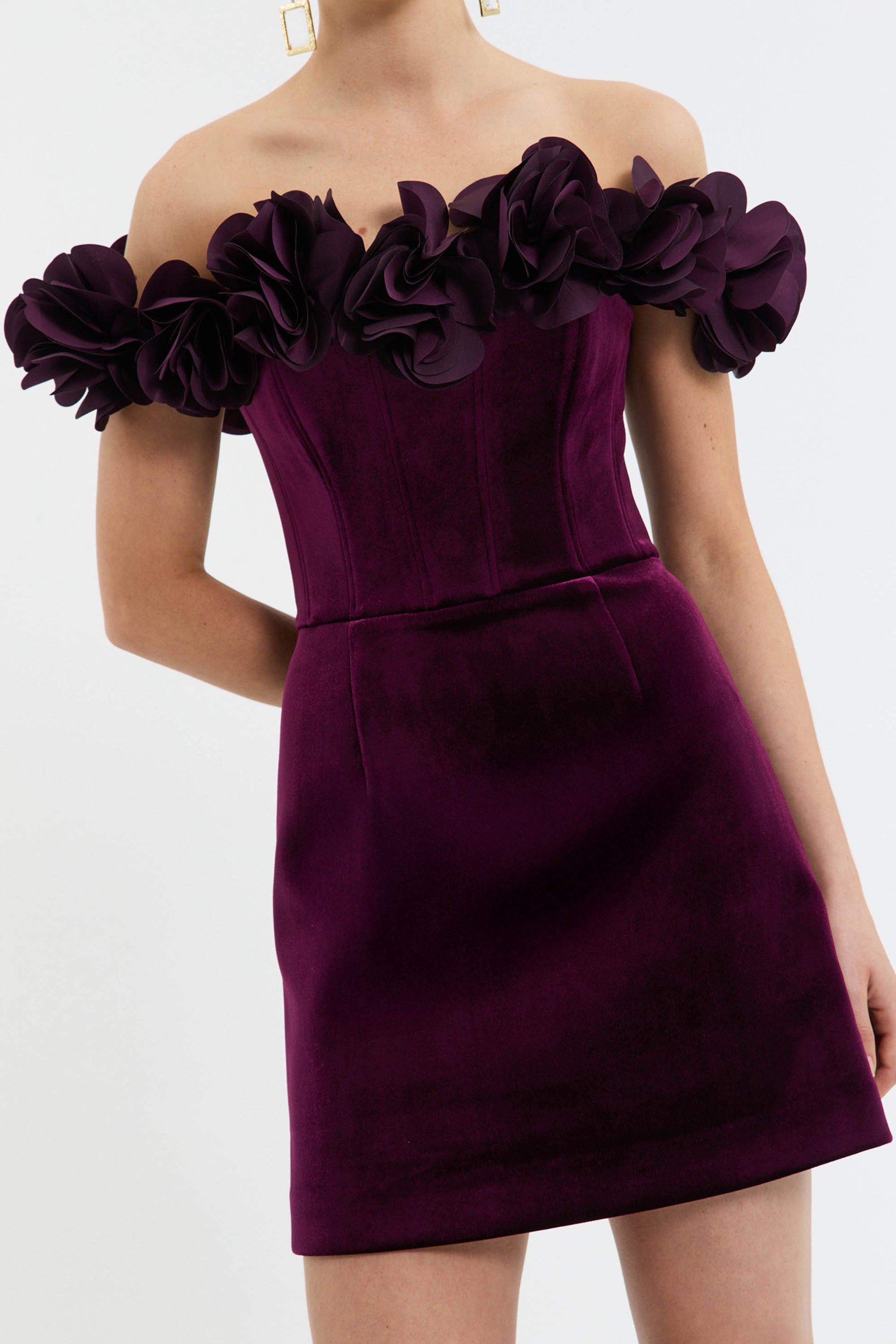 CHARLES+MINI_2503-1373_BLACKBERRY_FEATURE+2_1