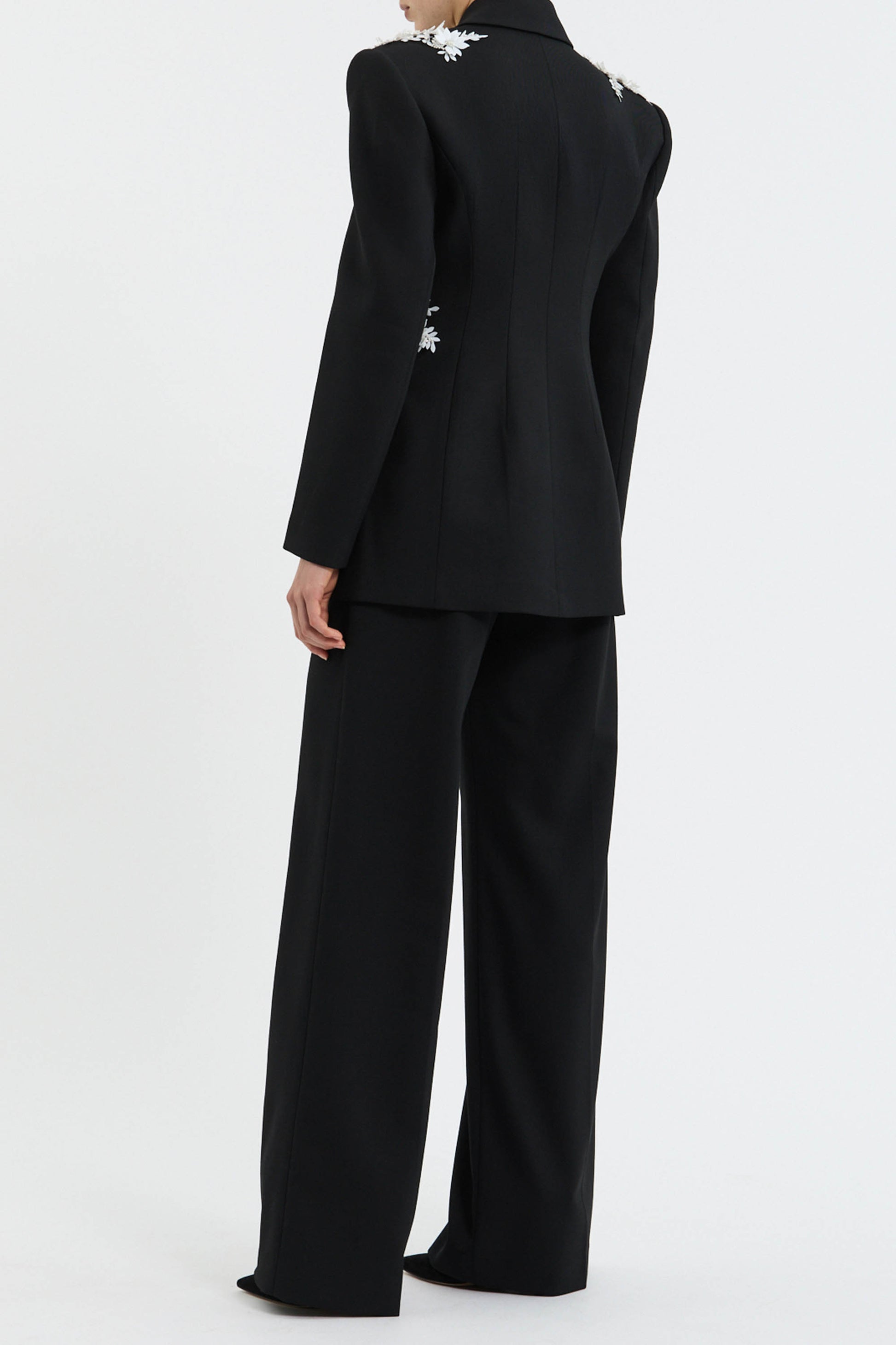 DANNA+BLAZER_RVBR-4334_BLACK_BACK+2_1