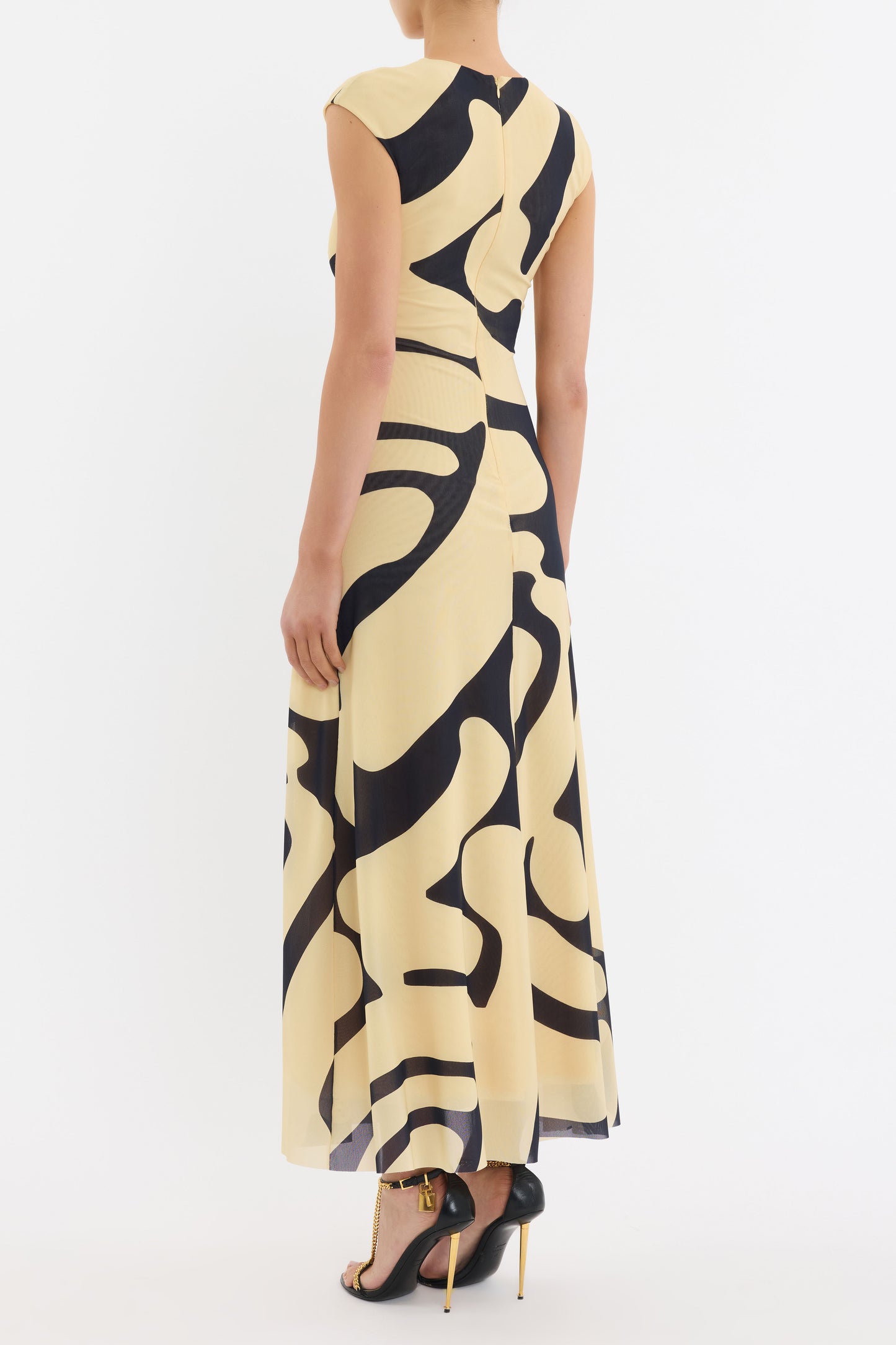 DUNE+MIDI_2504-1244_PRINT_BACK_1