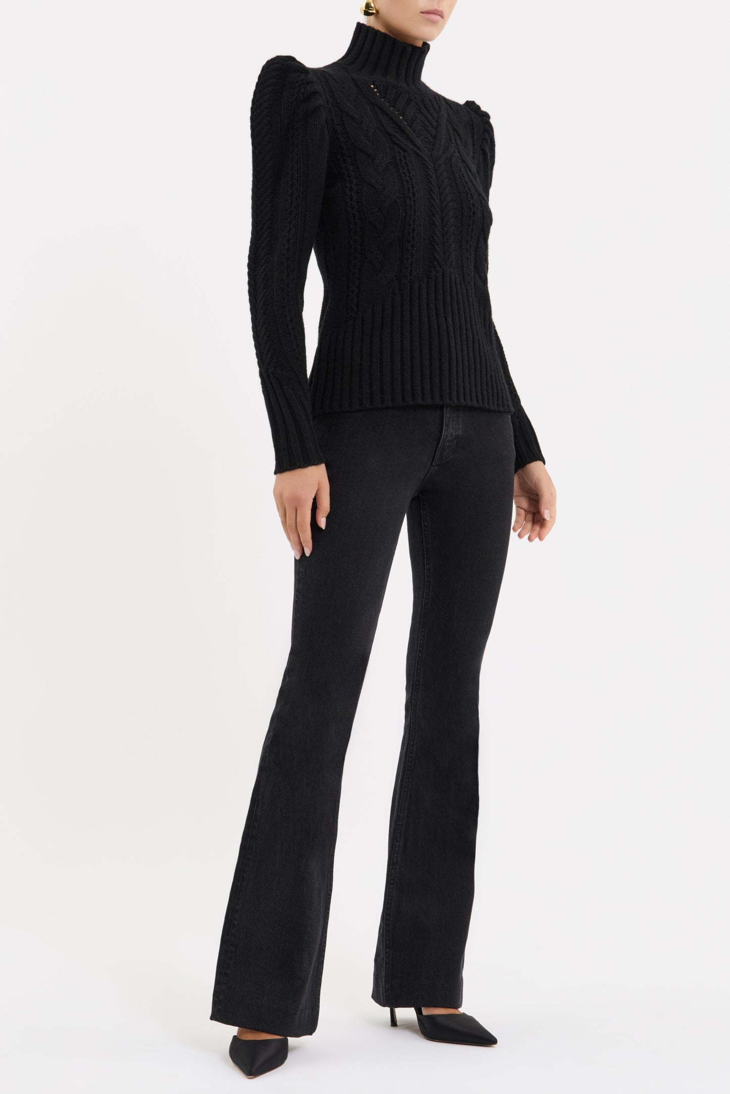 EBBA-KNIT-JUMPER_2601-2684_BLACK_0968_1