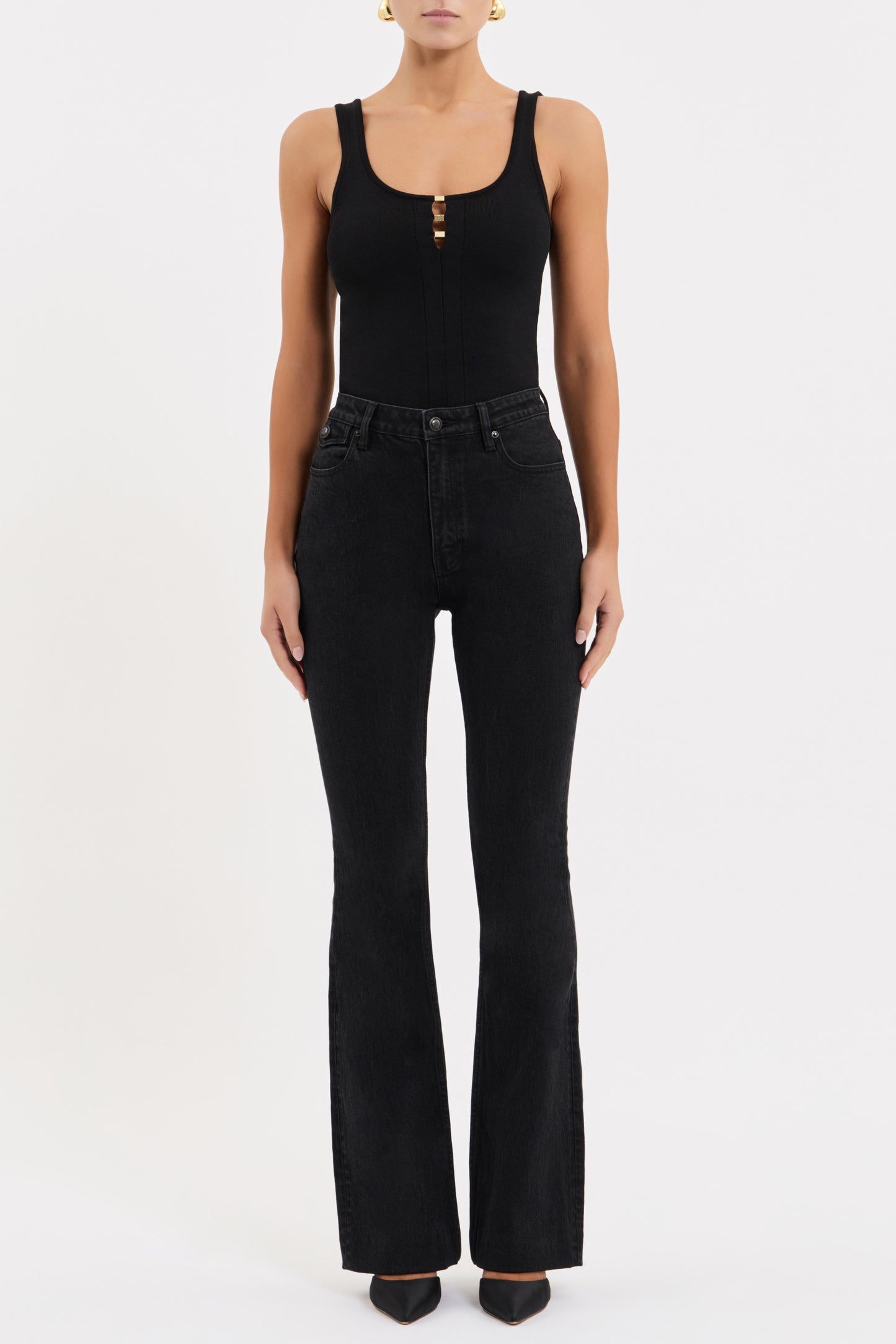 GISELE-FLARE-JEAN_RVD-5314_BLACK_0899_1