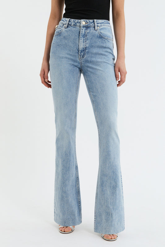 GISELE+FLARE+JEAN_RVD-2503-5315_LIGHT+WASH_FEATURE_updated_1