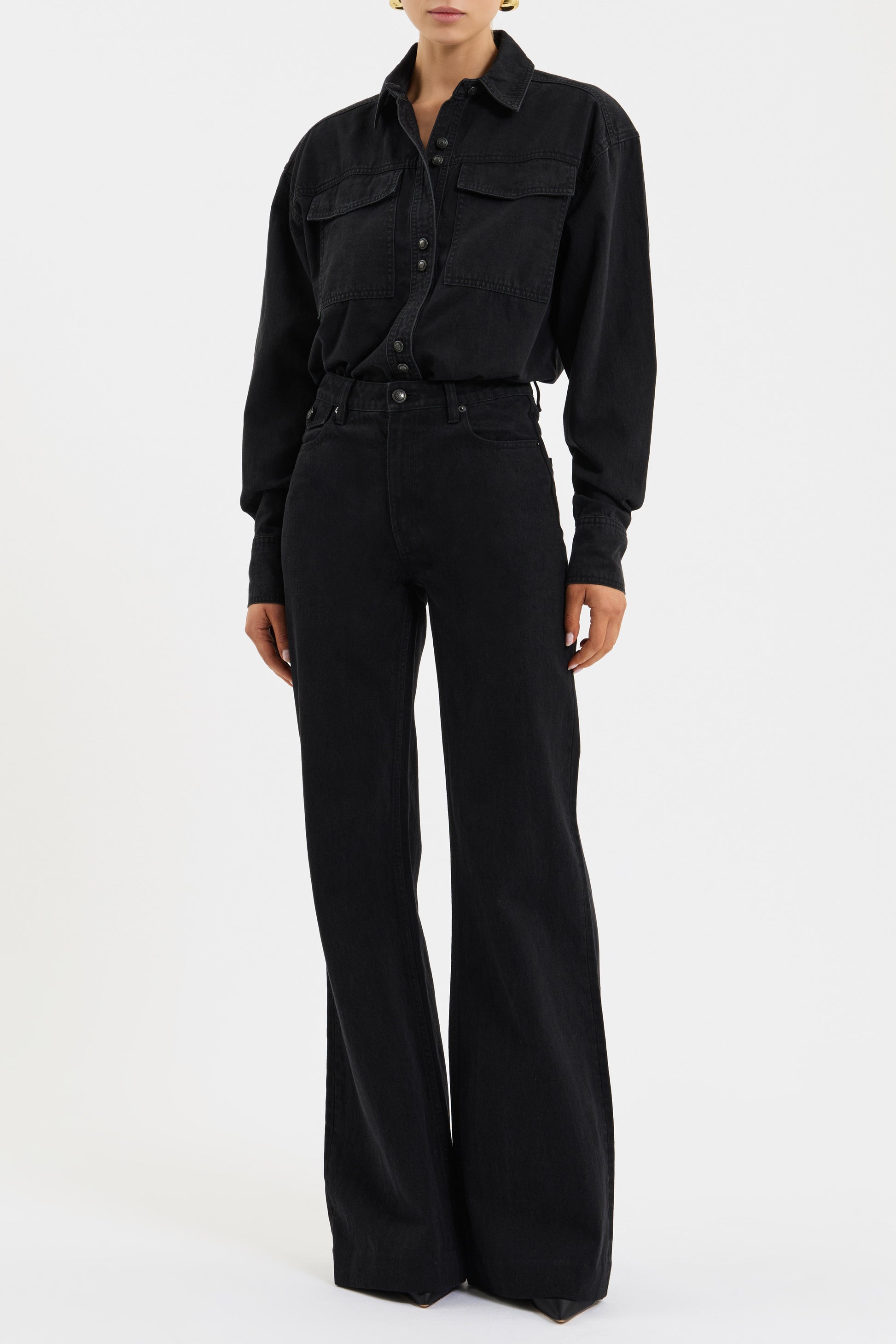 KENDALL+SHIRT_RVD-2581_BLACK_FRONT_1