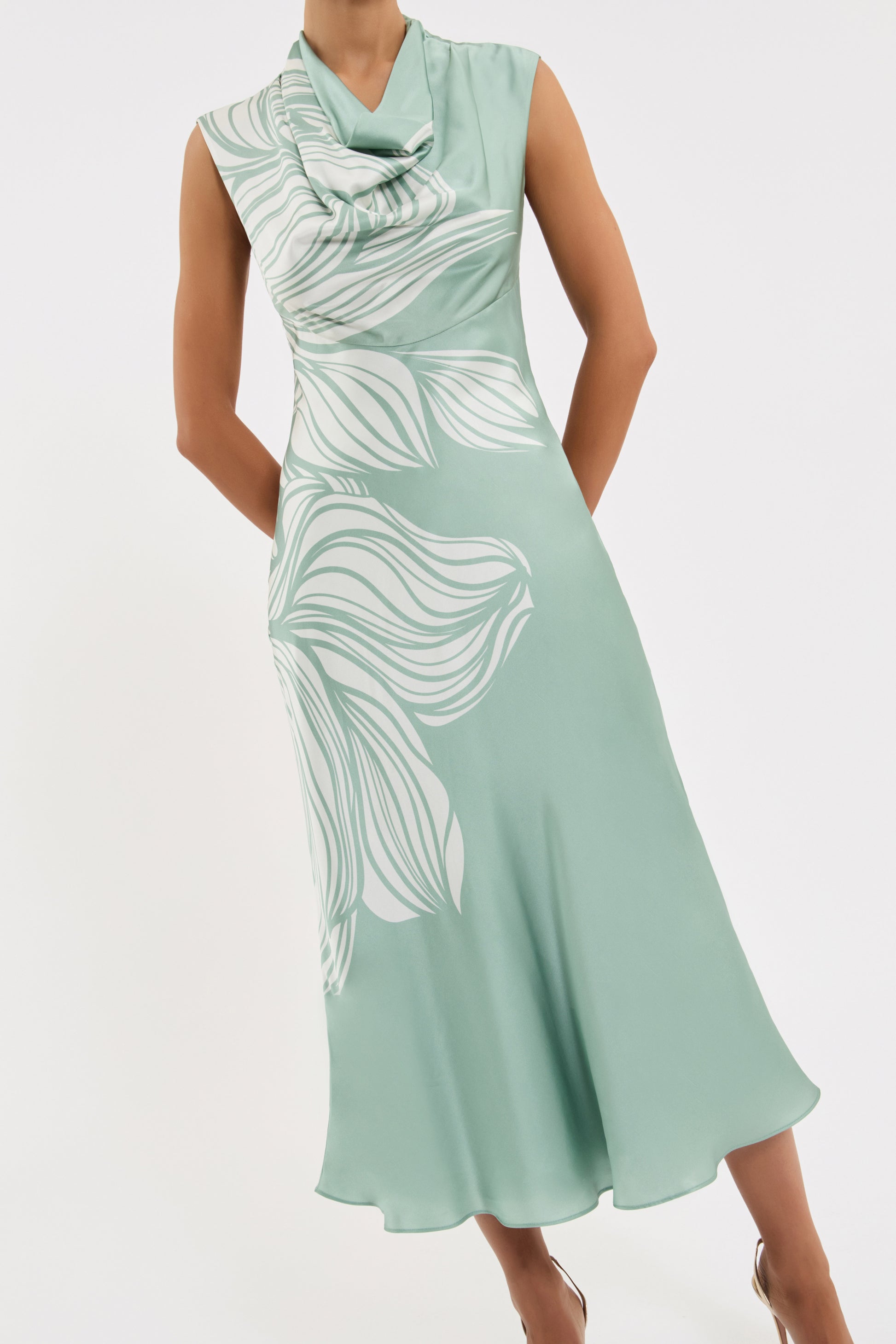 LALISA-MIDI_2601-1561_SAGE_0294_1