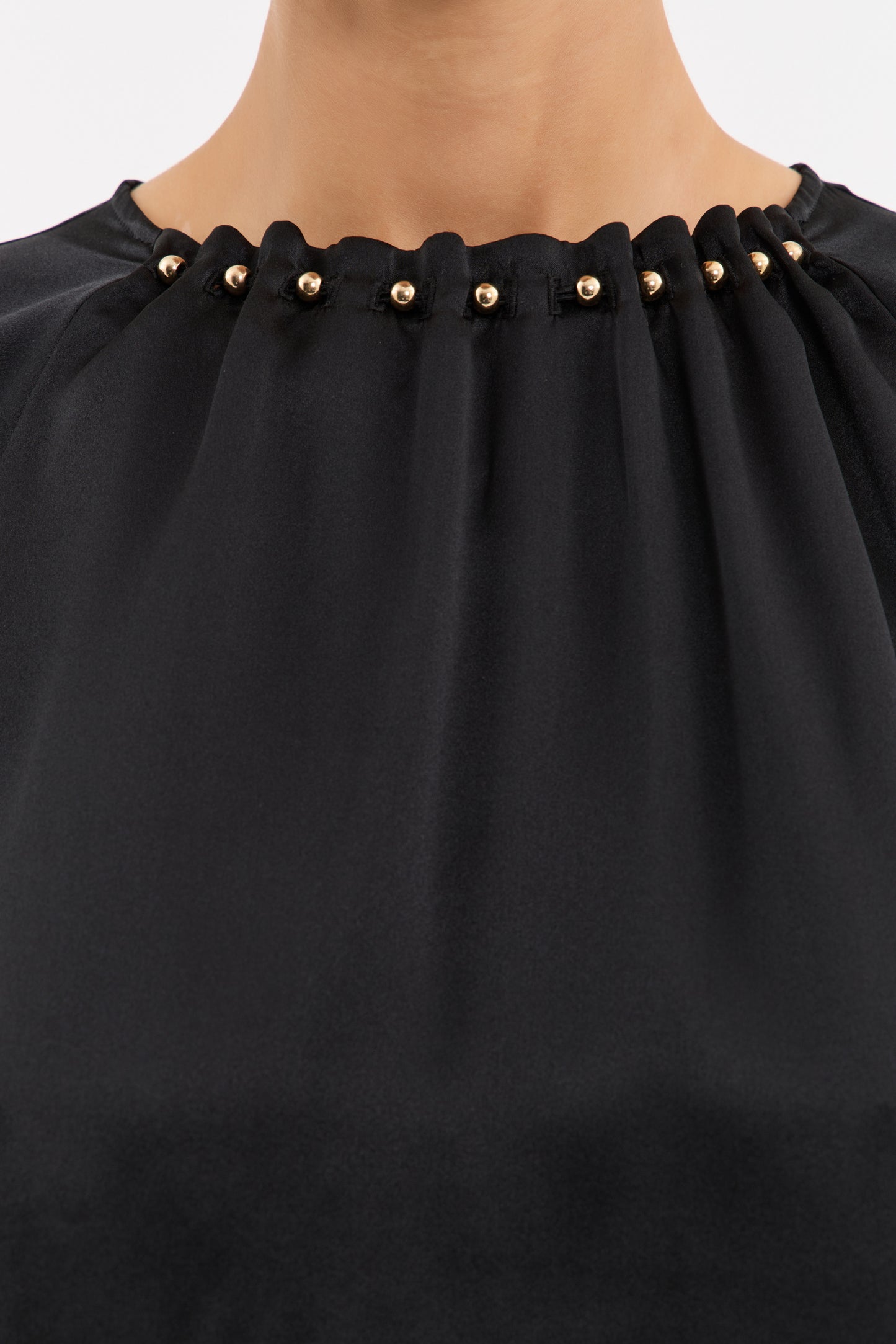 LAVINIA-BLOUSE_2601-2690_BLACK_1115_1