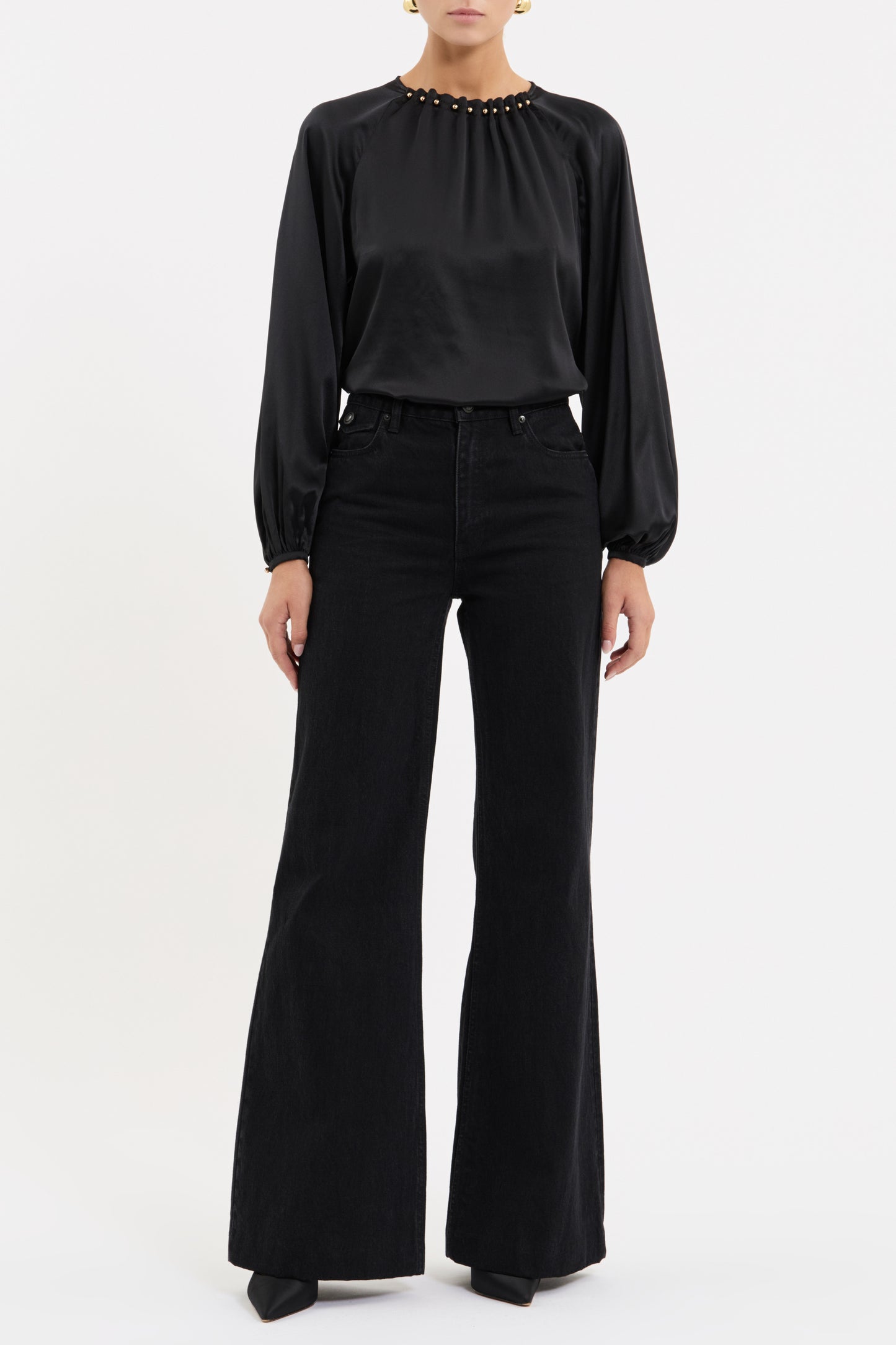LAVINIA-BLOUSE_2601-2690_BLACK_1119_1