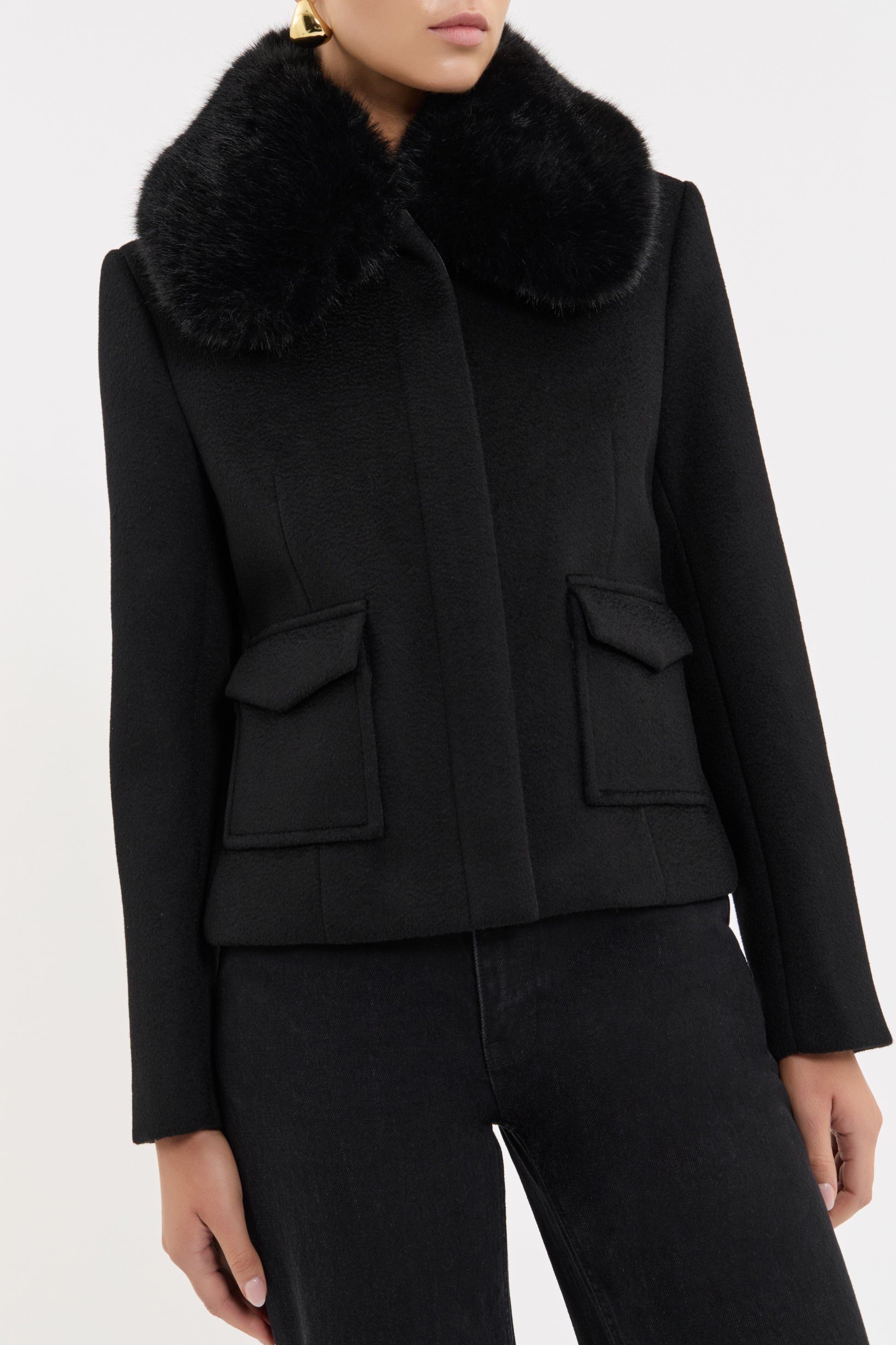 LEANDER-CROPPED-COAT_2601-4360_BLACK_0802_1