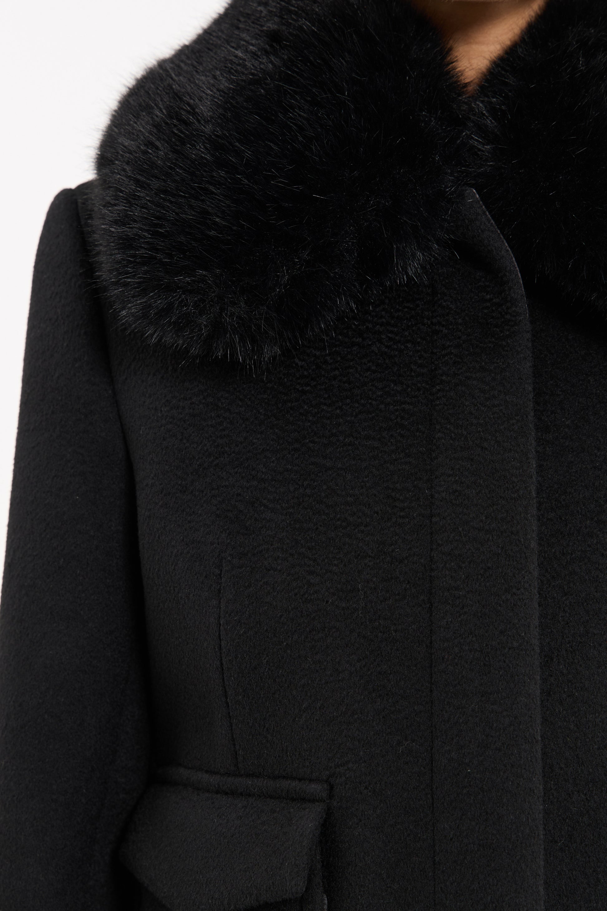 LEANDER-CROPPED-COAT_2601-4360_BLACK_0817_1