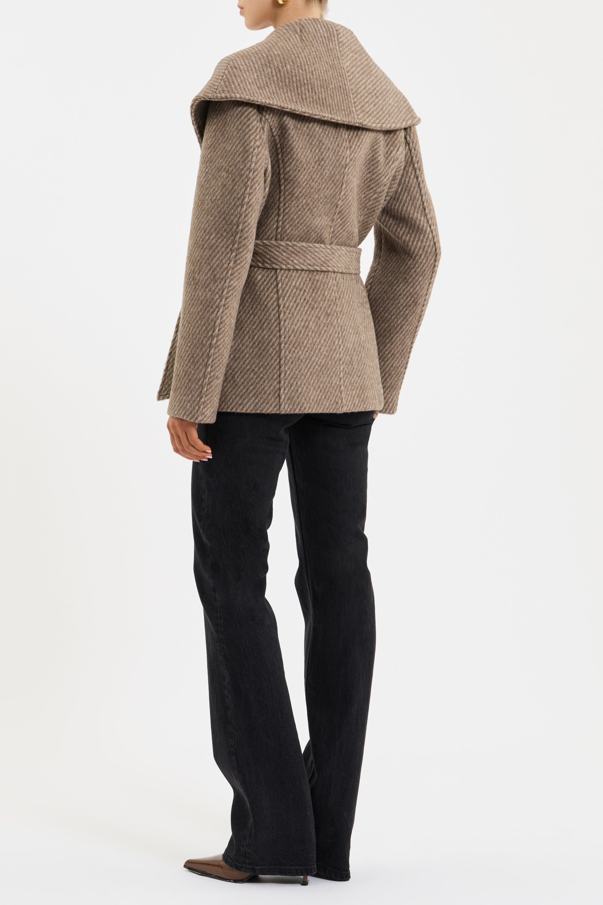 LEMUEL+COAT_2601-4358_BROWN_BACK_1