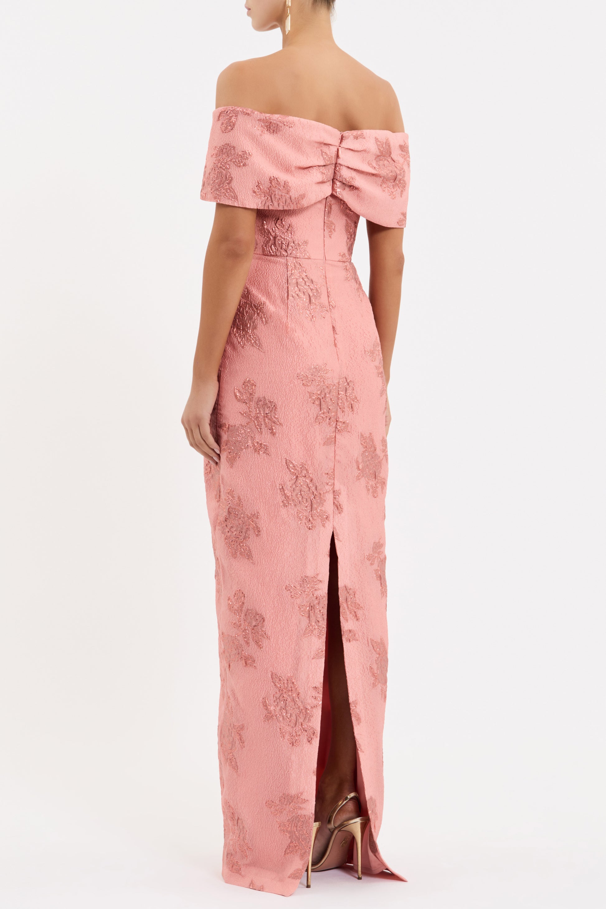 LEVINIA-GOWN_RVBR-1522_PEACH_1375_1