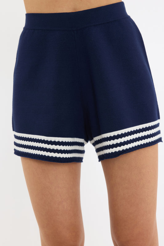 MAYFLOWER+SHORT_2504-5326_STRIPE_FEATURE+3_1