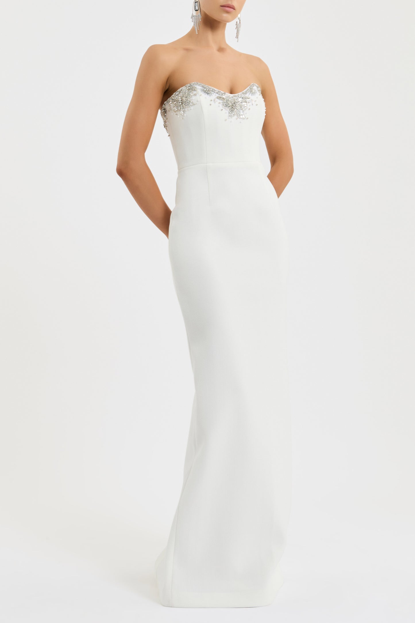 MELVA+STRAPLESS+GOWN_RVBR-1448_IVORY_SIDE_1