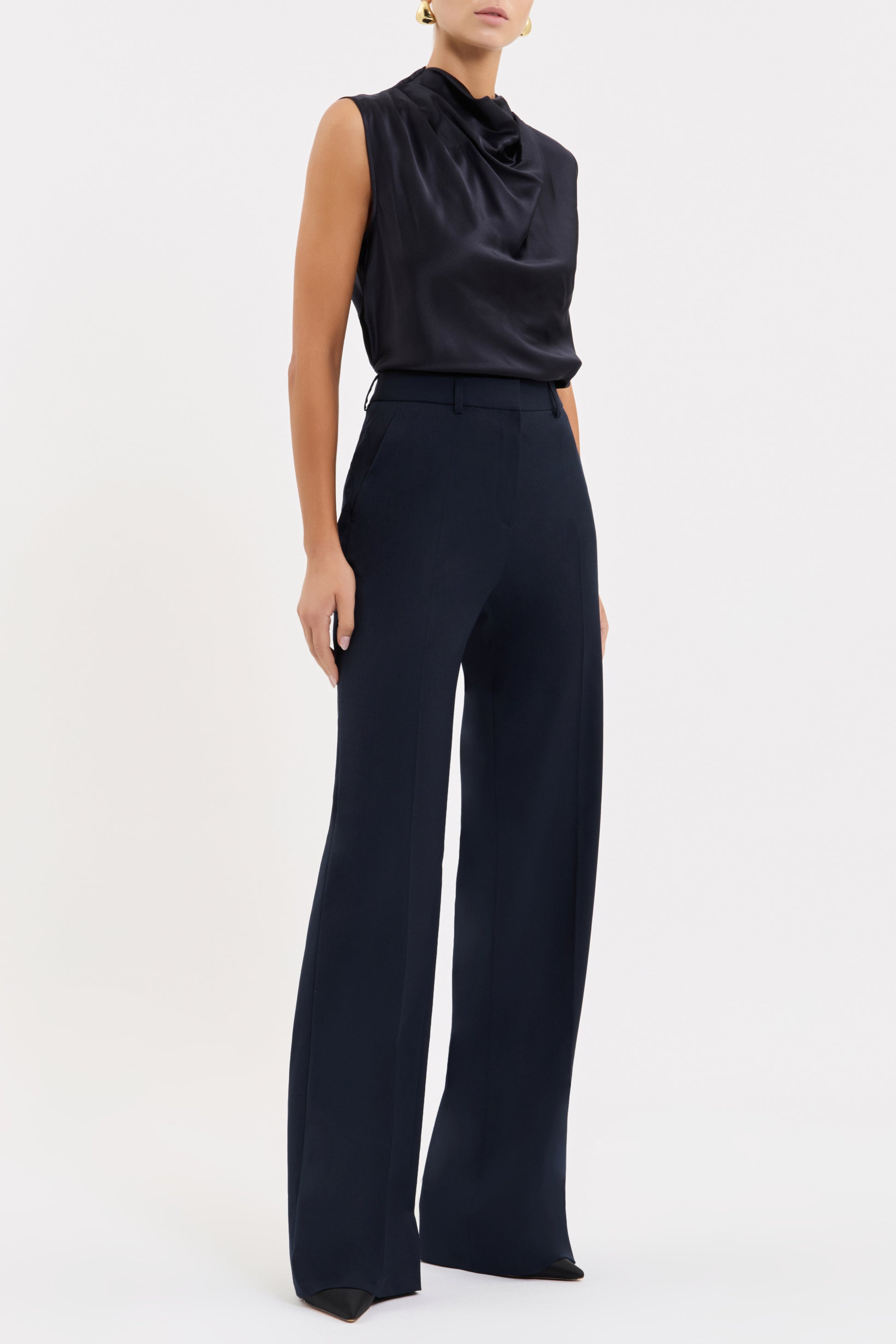 MONTAGUE-TOP_2601-2645_NAVY_0594_1