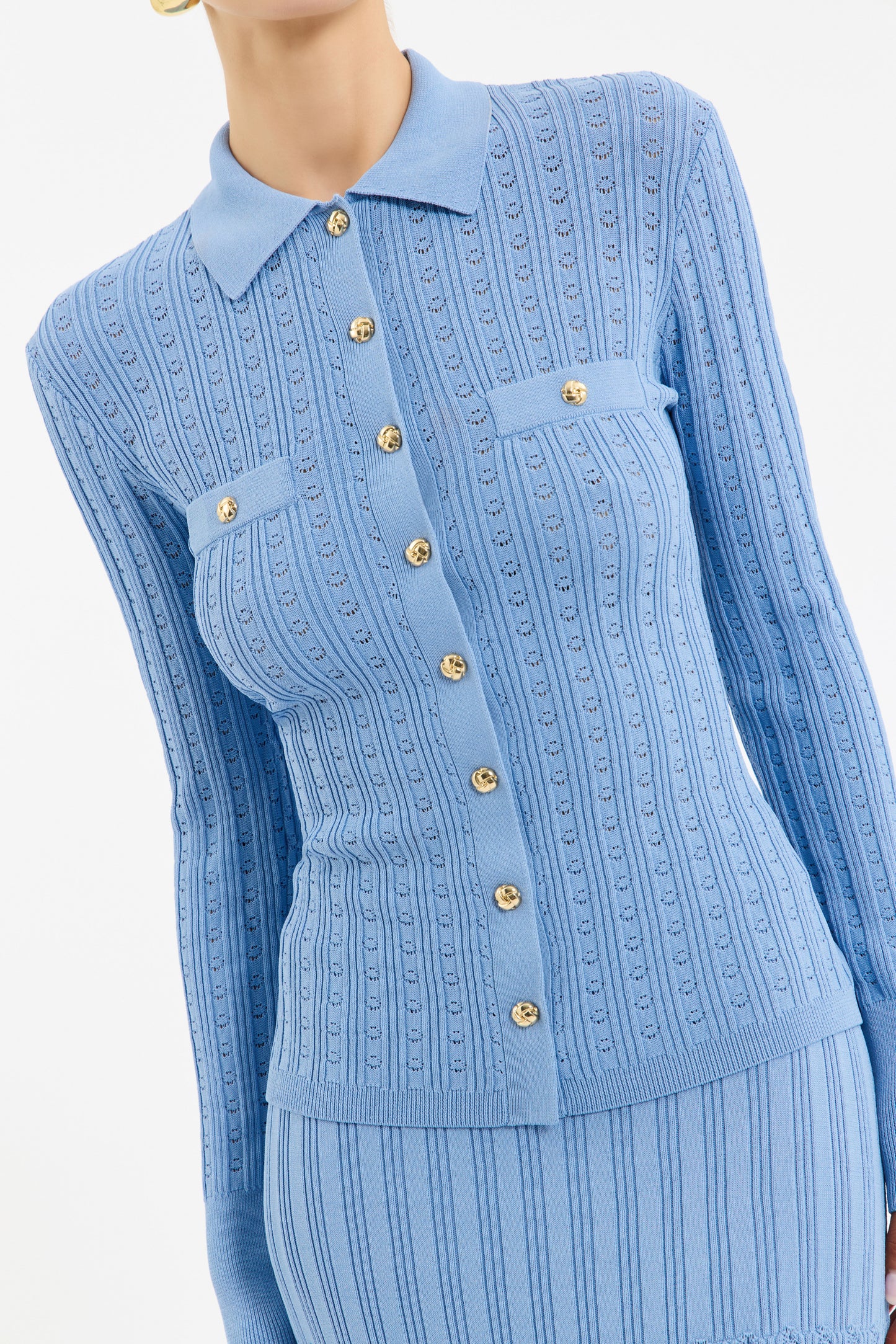 NATALIE+TOP_2601-2566_BLUE_FEATURE_1