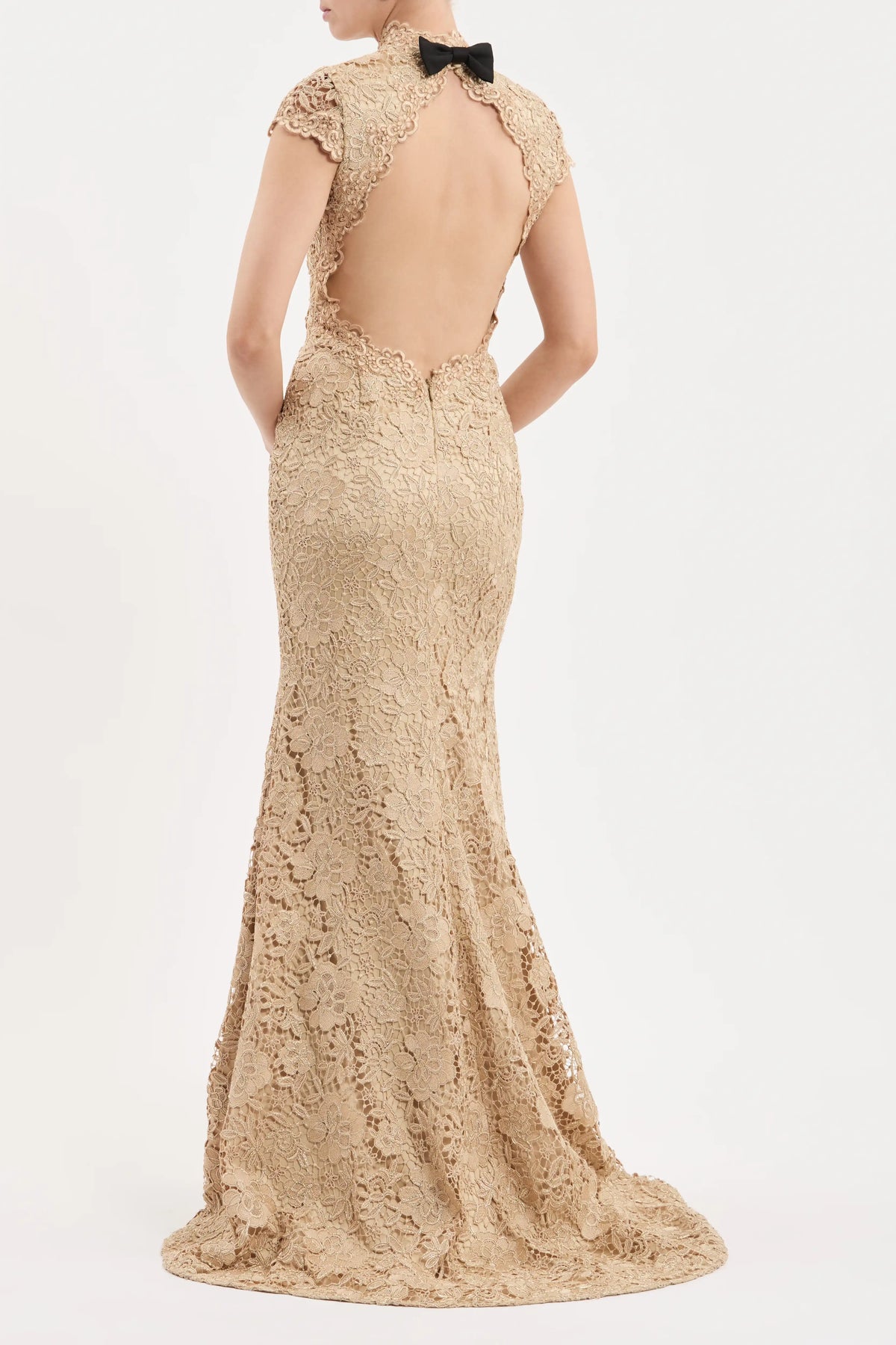 Nottingham Short Sleeve Gown