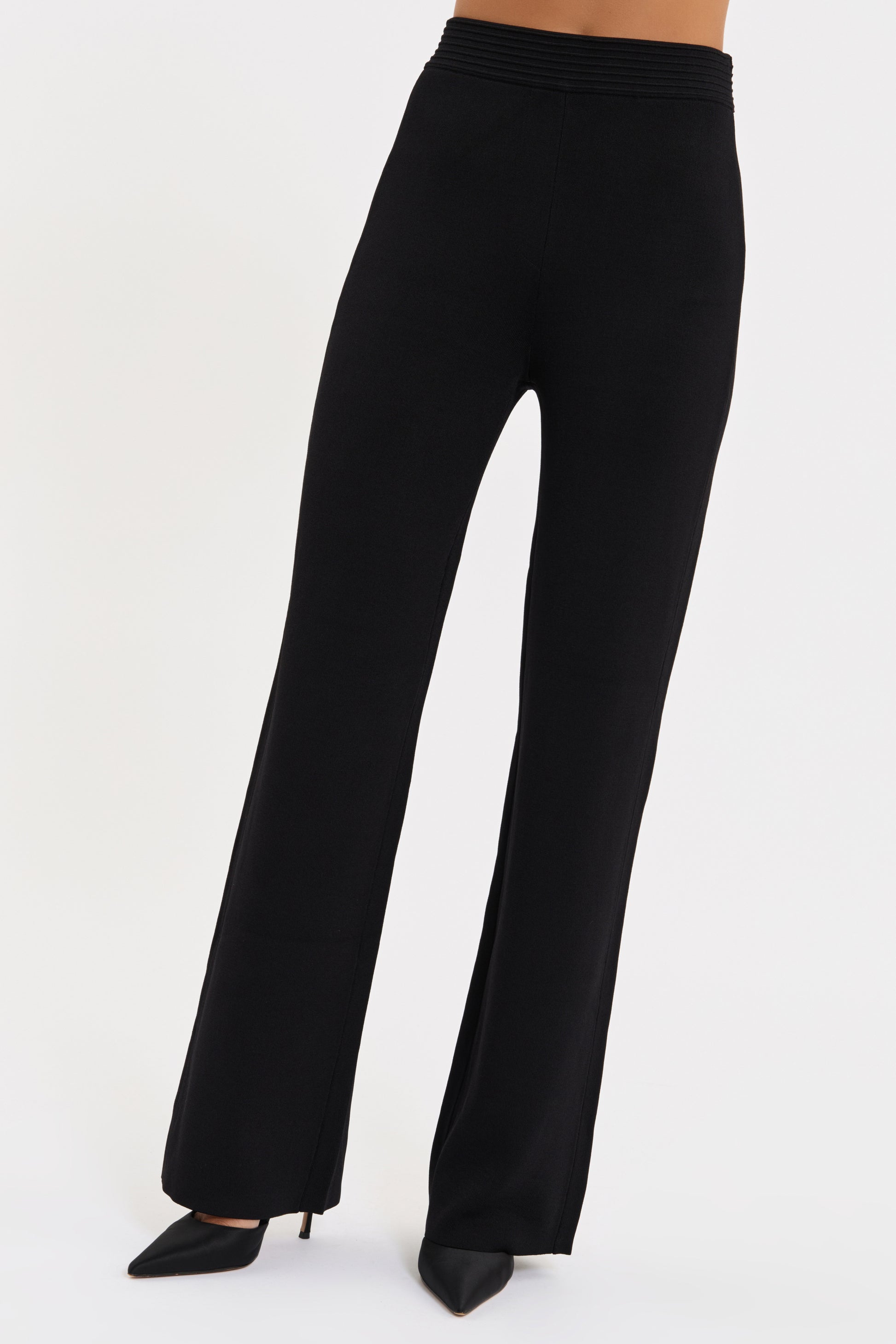 PERACH-KNIT-PANT_2601-5350_BLACK_0427_1