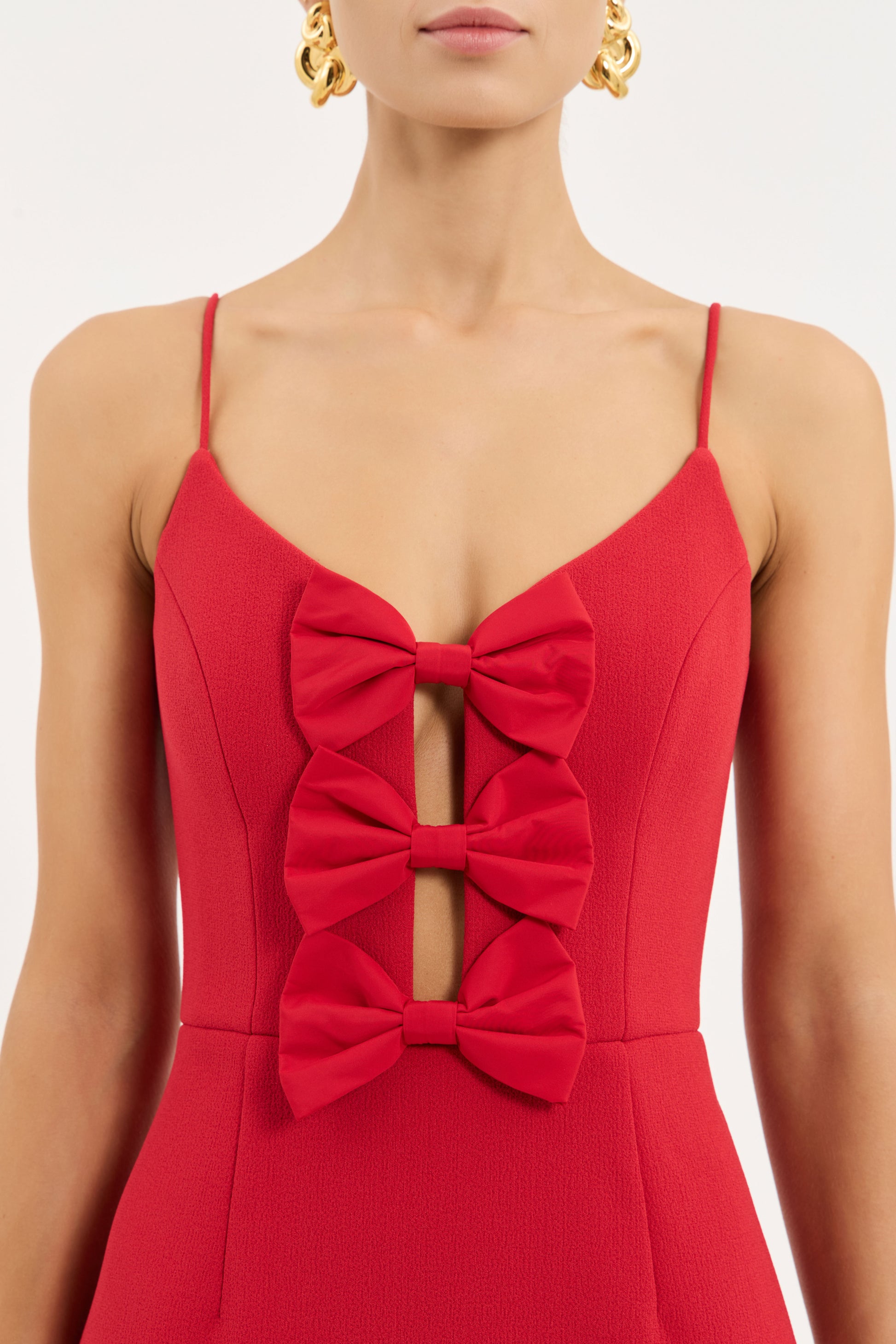 PRECIOUS-GOWN_2602-1615_RED_0373_1