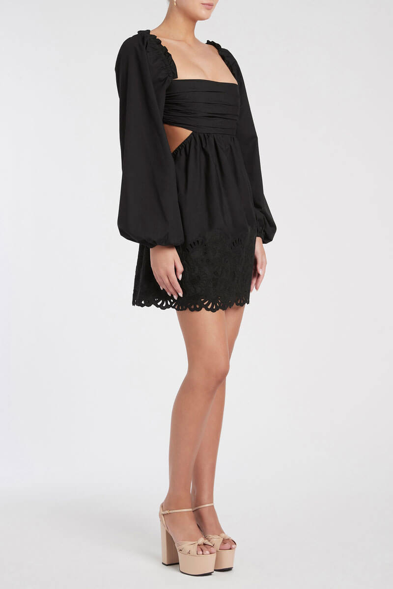 ROCKY-CUT-OUT-MINI_2201-1380_BLACK-1_webres.jpg