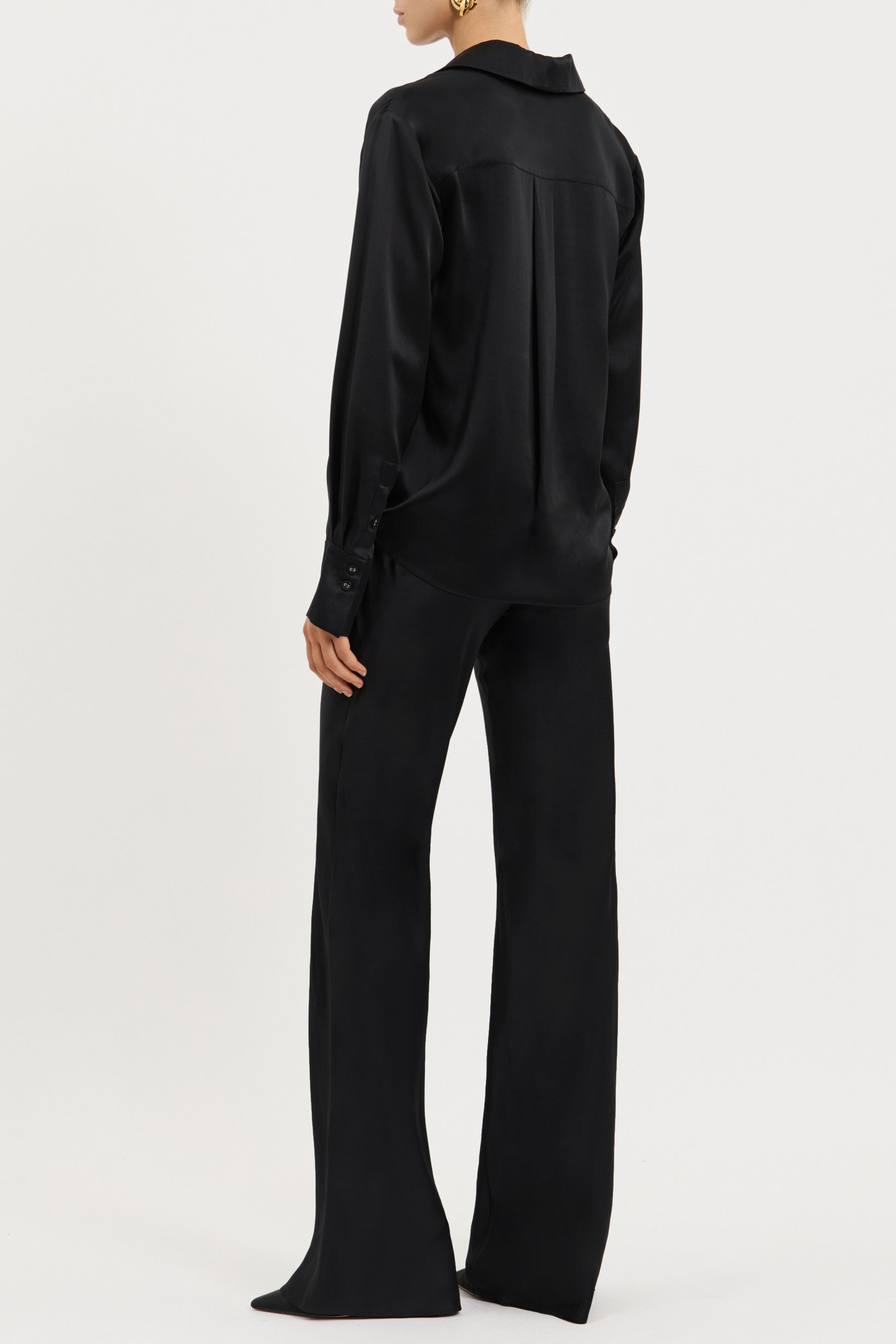 SERENE-BLOUSE_2602-2706_BLACK_1938_1
