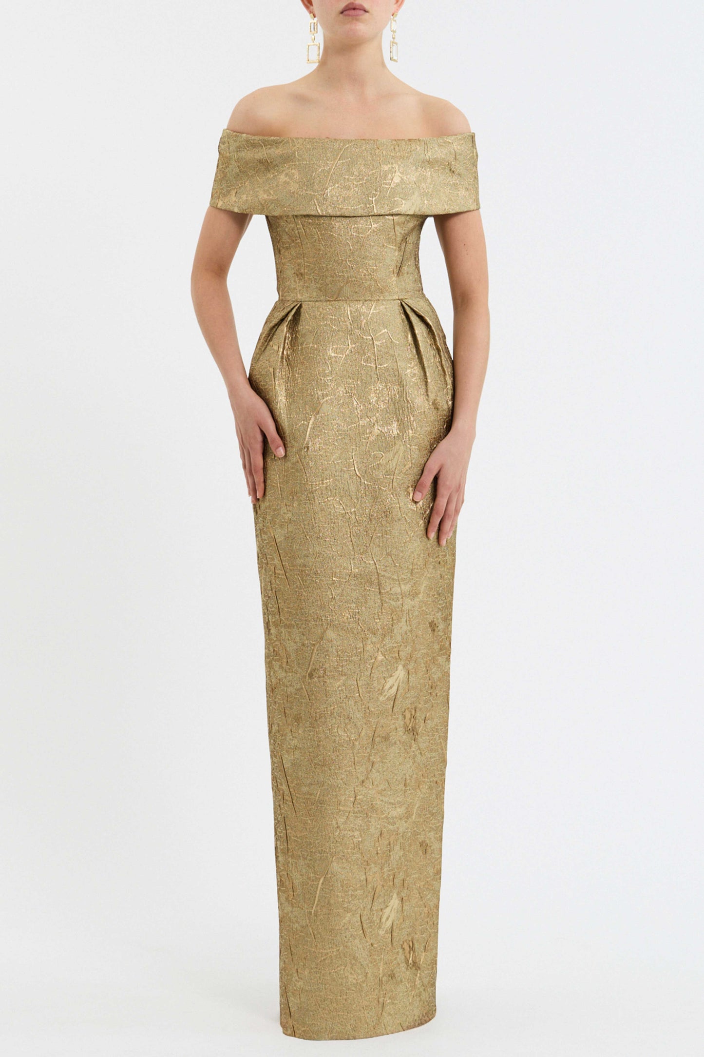SOLANA-OS-GOWN_RVBR-1352_GOLD_FRONT_v2_1