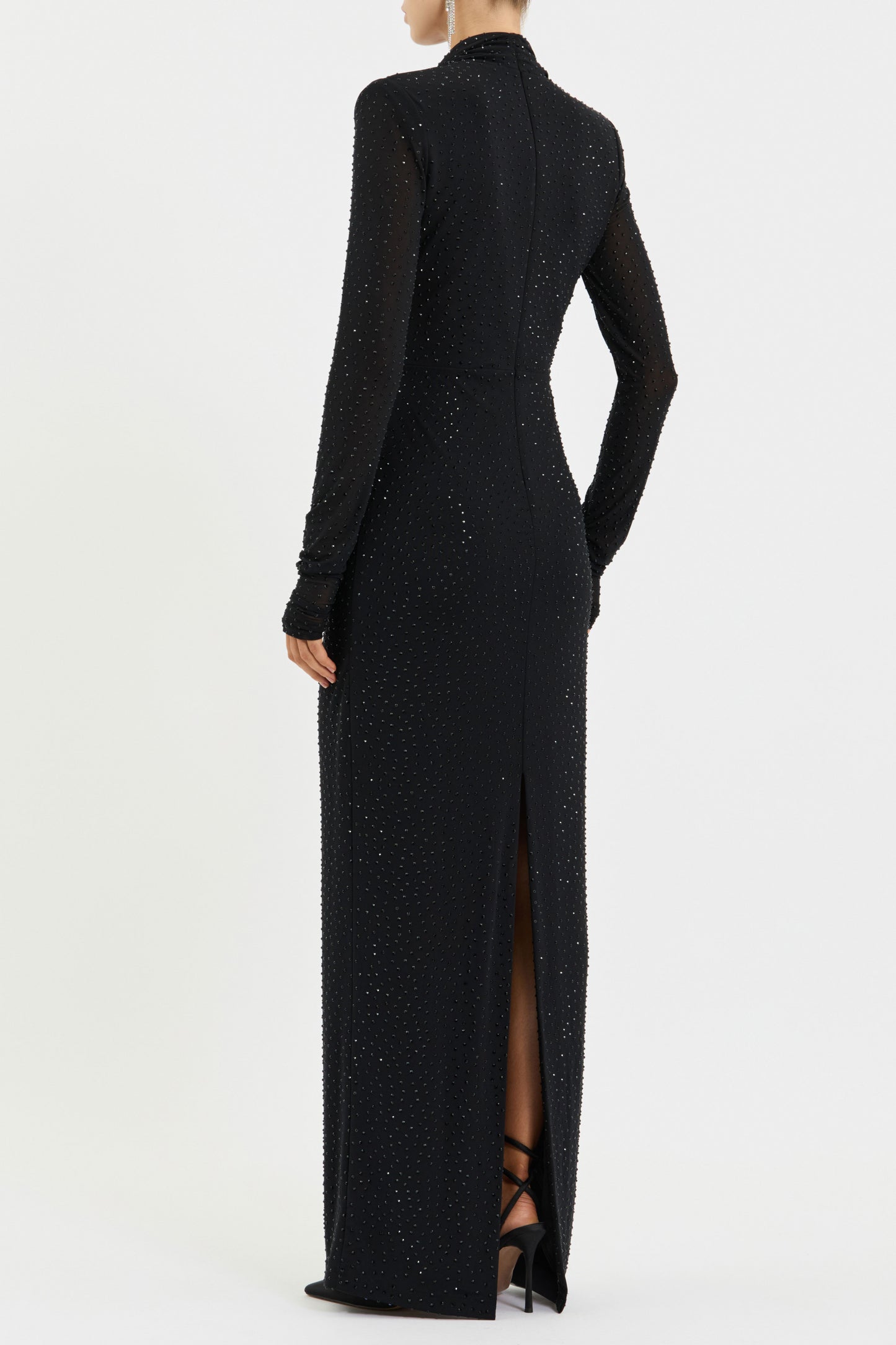 STARDUST-GOWN_2602-1631_BLACK_0281_1