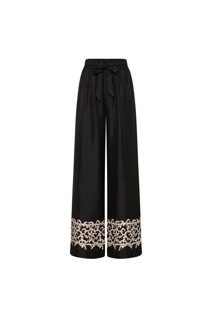 SUNDIA+PANT-2504-5306+25383-Rebecca+Vallance-A-0521_1