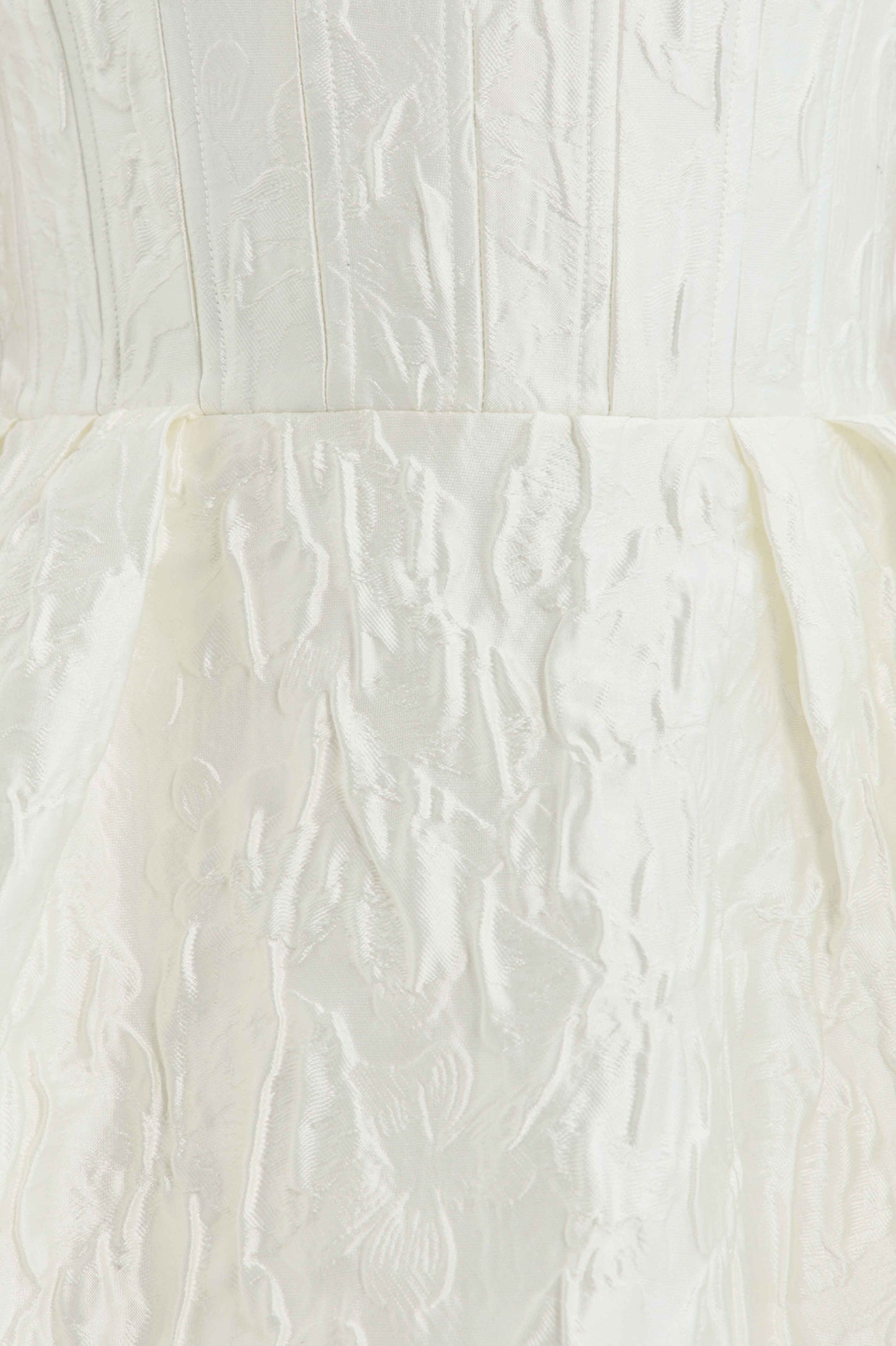 VANILLA-DREAMS-MINI_RVBR-1212_IVORY_FEATURE-4_v2_1