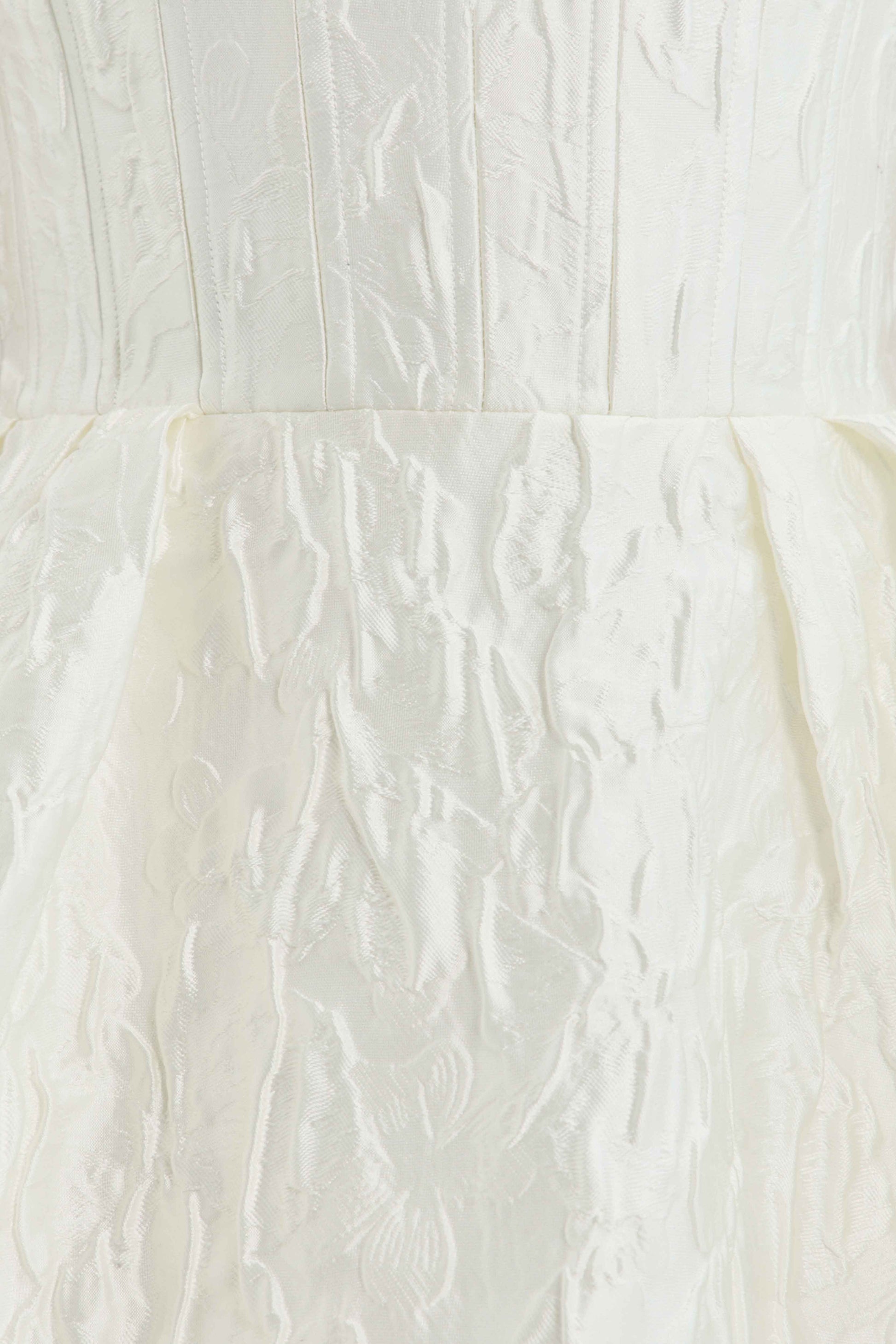 VANILLA-DREAMS-MINI_RVBR-1212_IVORY_FEATURE-4_v2_1