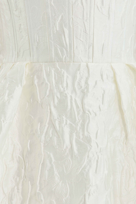 VANILLA-DREAMS-MINI_RVBR-1212_IVORY_FEATURE-4_v2_1