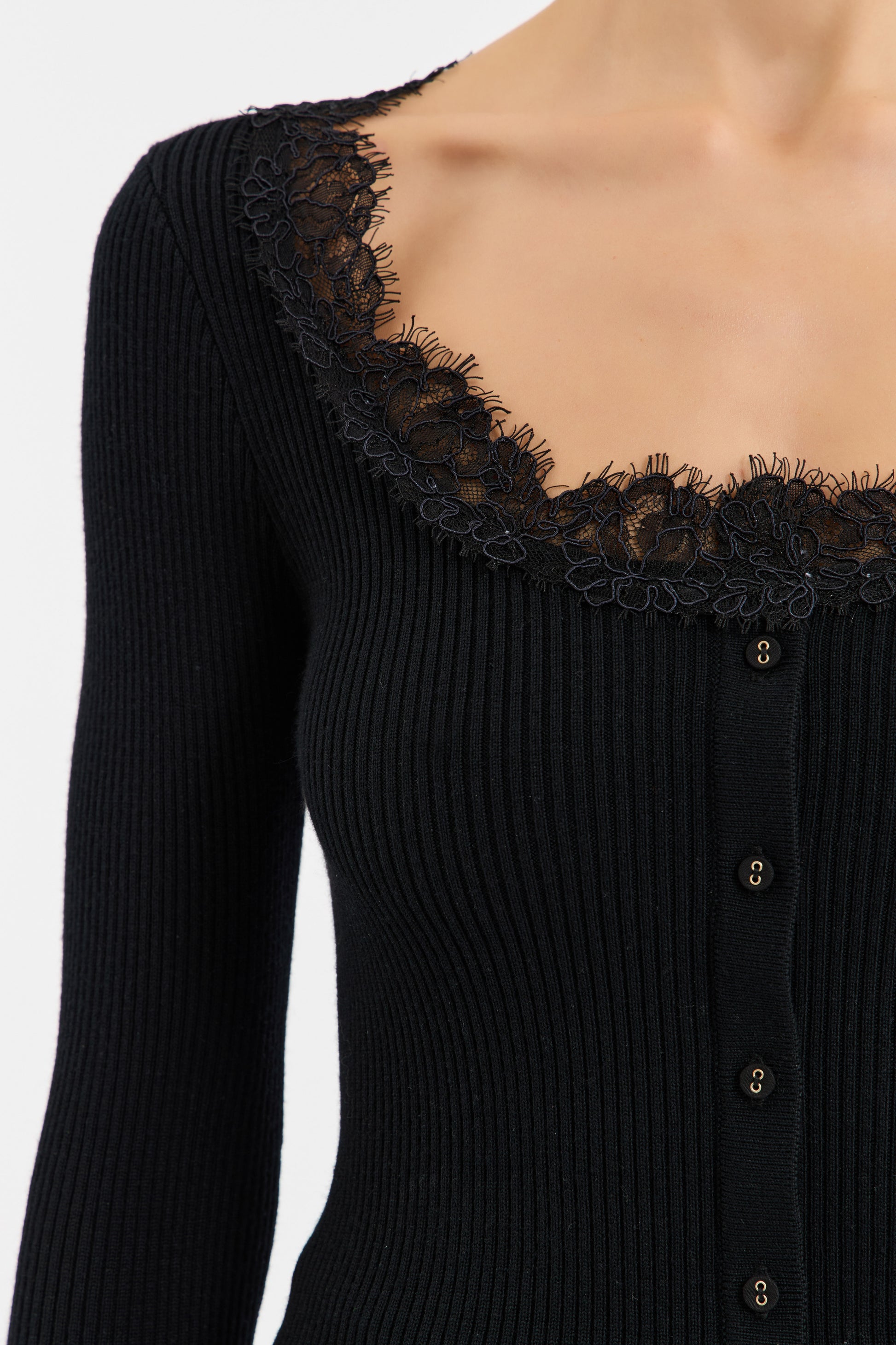 VERITY+TOP_2601-2666_BLACK_FABIC1_1