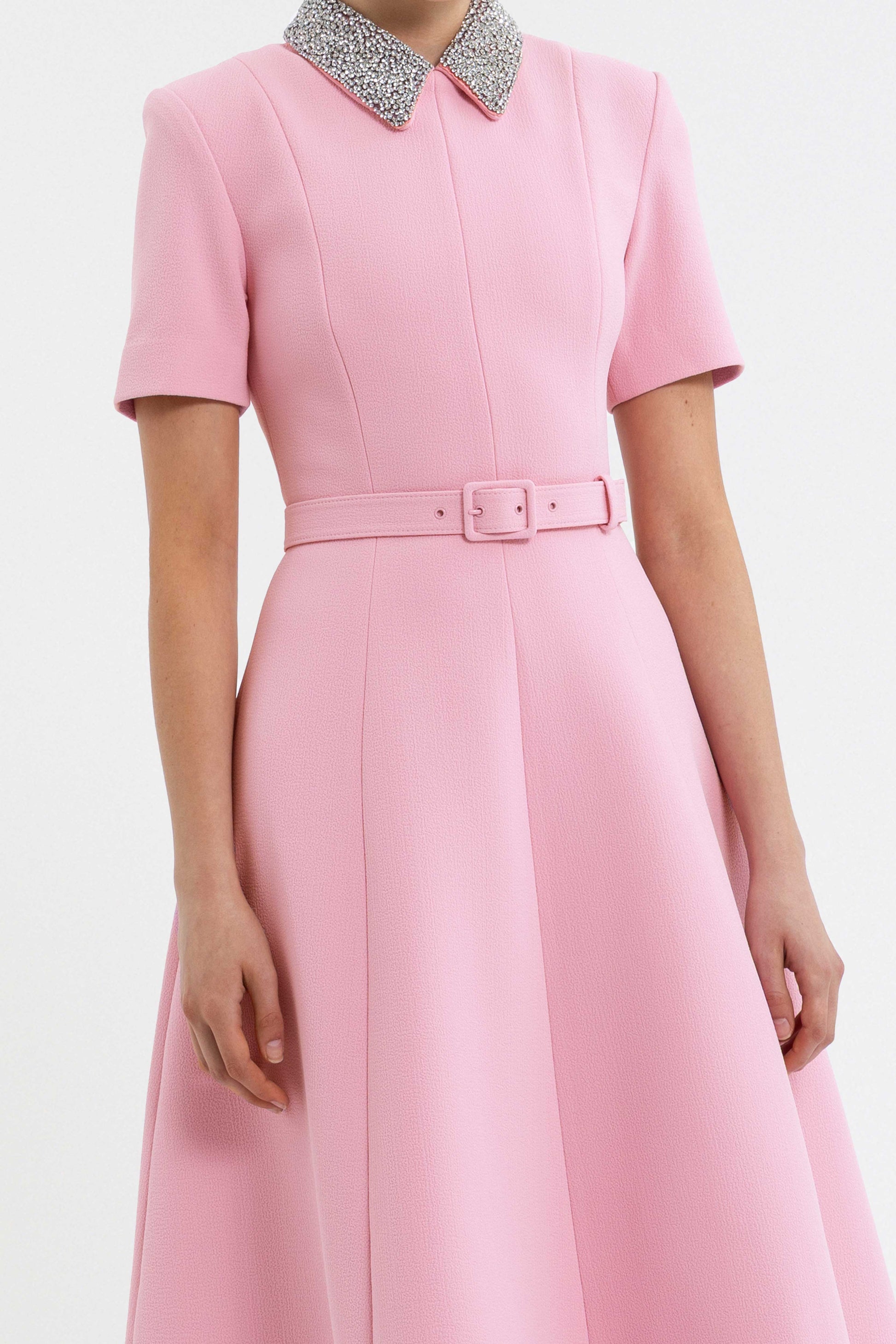 XENA-S_S-MIDI_RVBR-1177_PINK_FEATURE_updated2_1