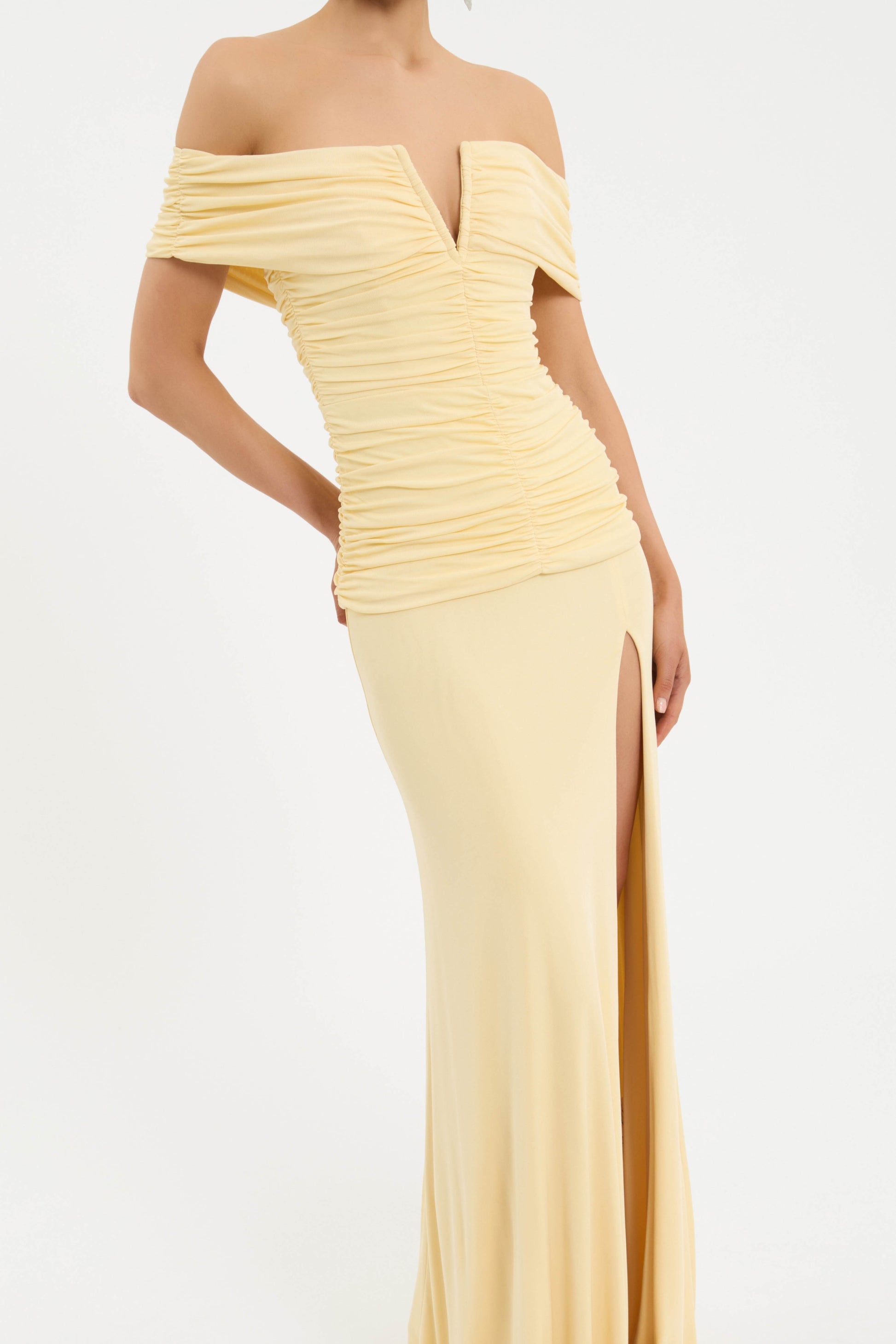 ZALEY+OS+MAXI_2504-1231_YELL_FEATURE+1_1