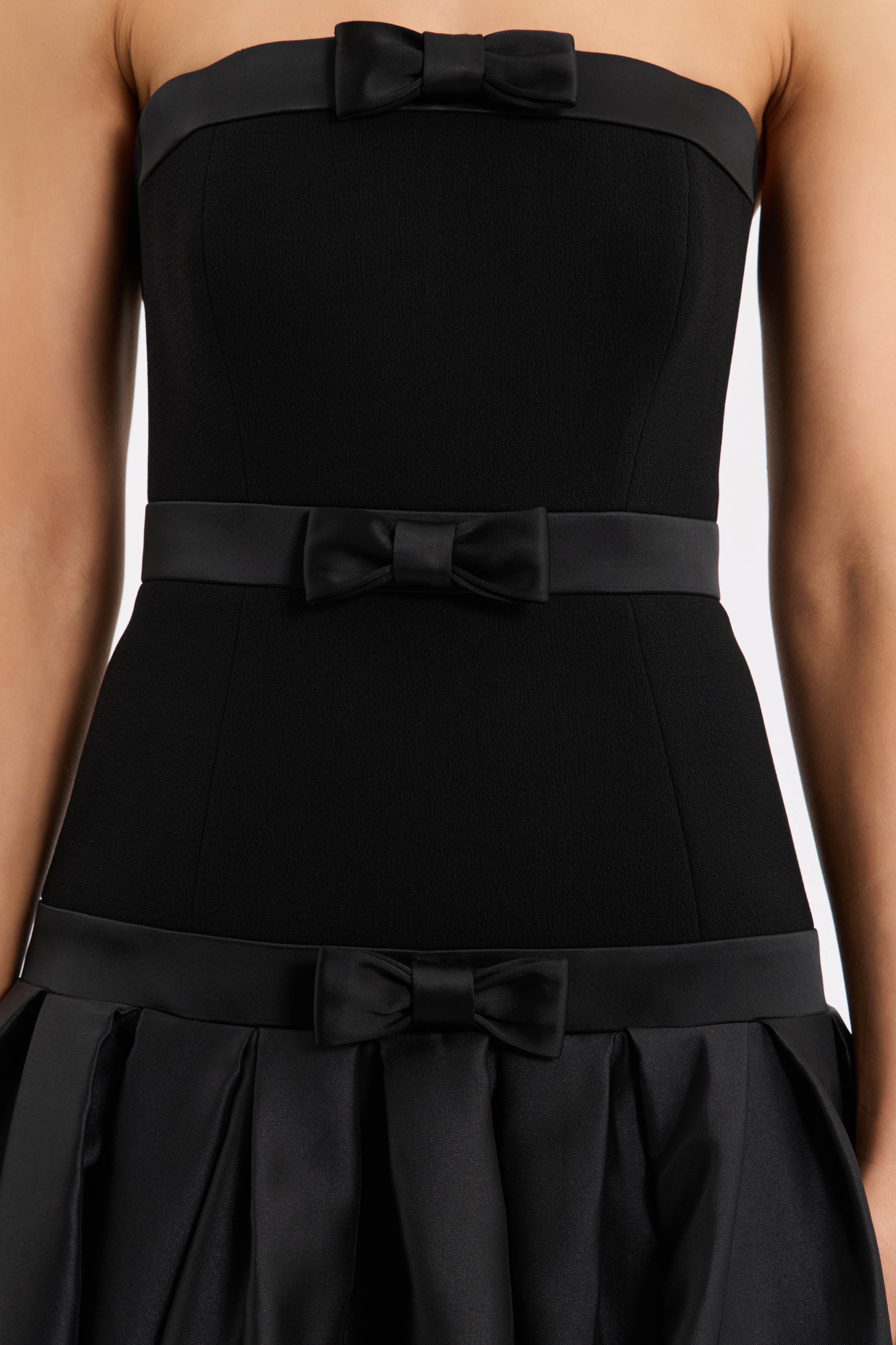 Zendaya Gown – Rebecca Vallance