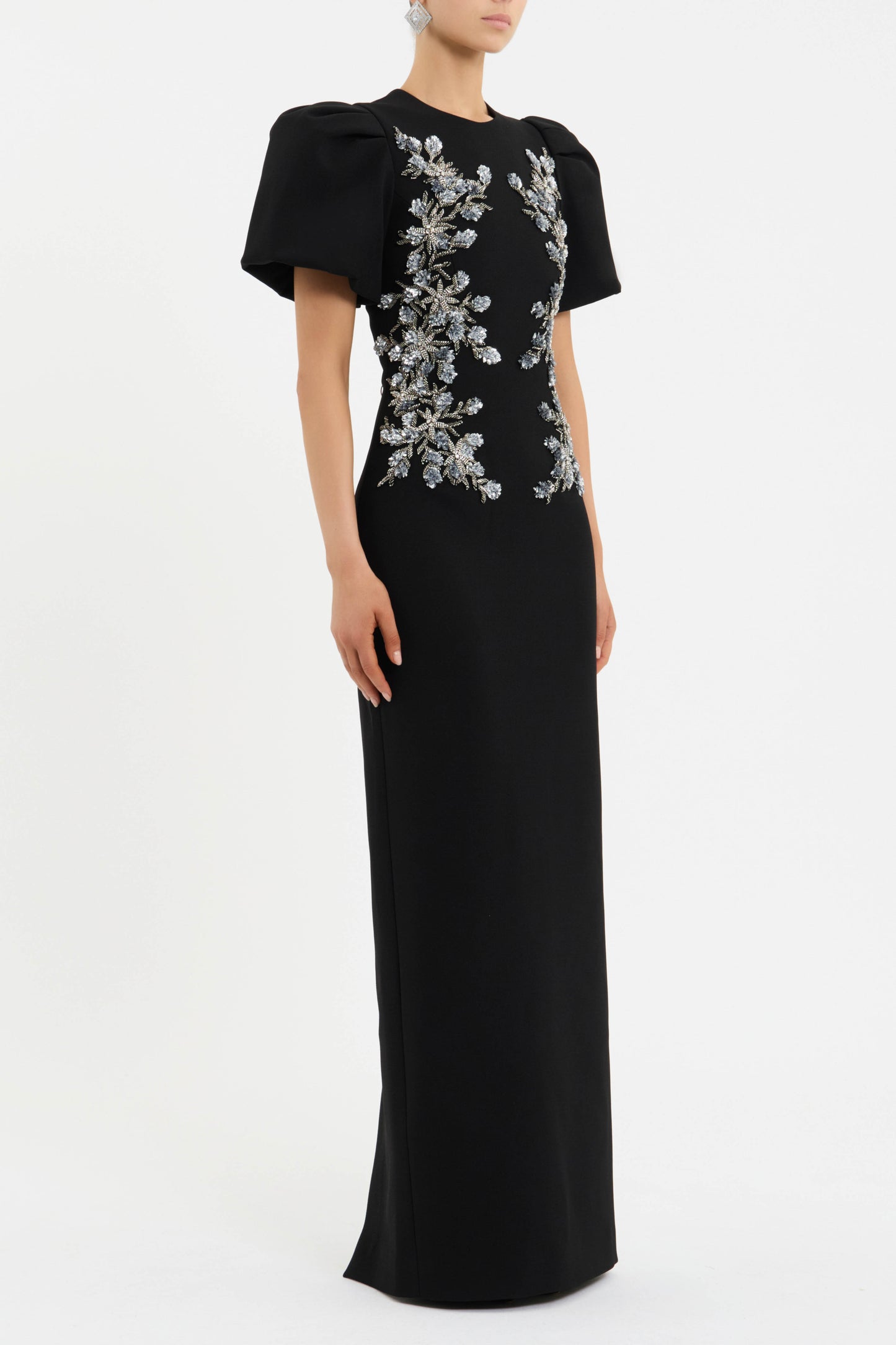 ZEPHYR+PUFF+SLEEVE+GOWN_2504-1420_BLK_SIDE_1