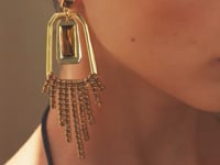 1127347883?share=copy&fl=sv&fe=ci_1